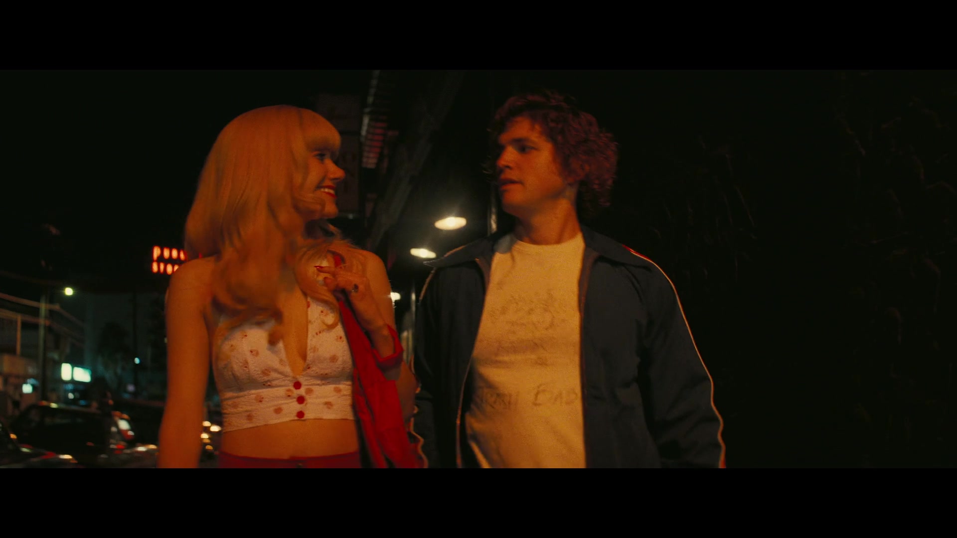 Angelyne_S01E01_Dream_Machine_1080p_ERW_001549.jpg