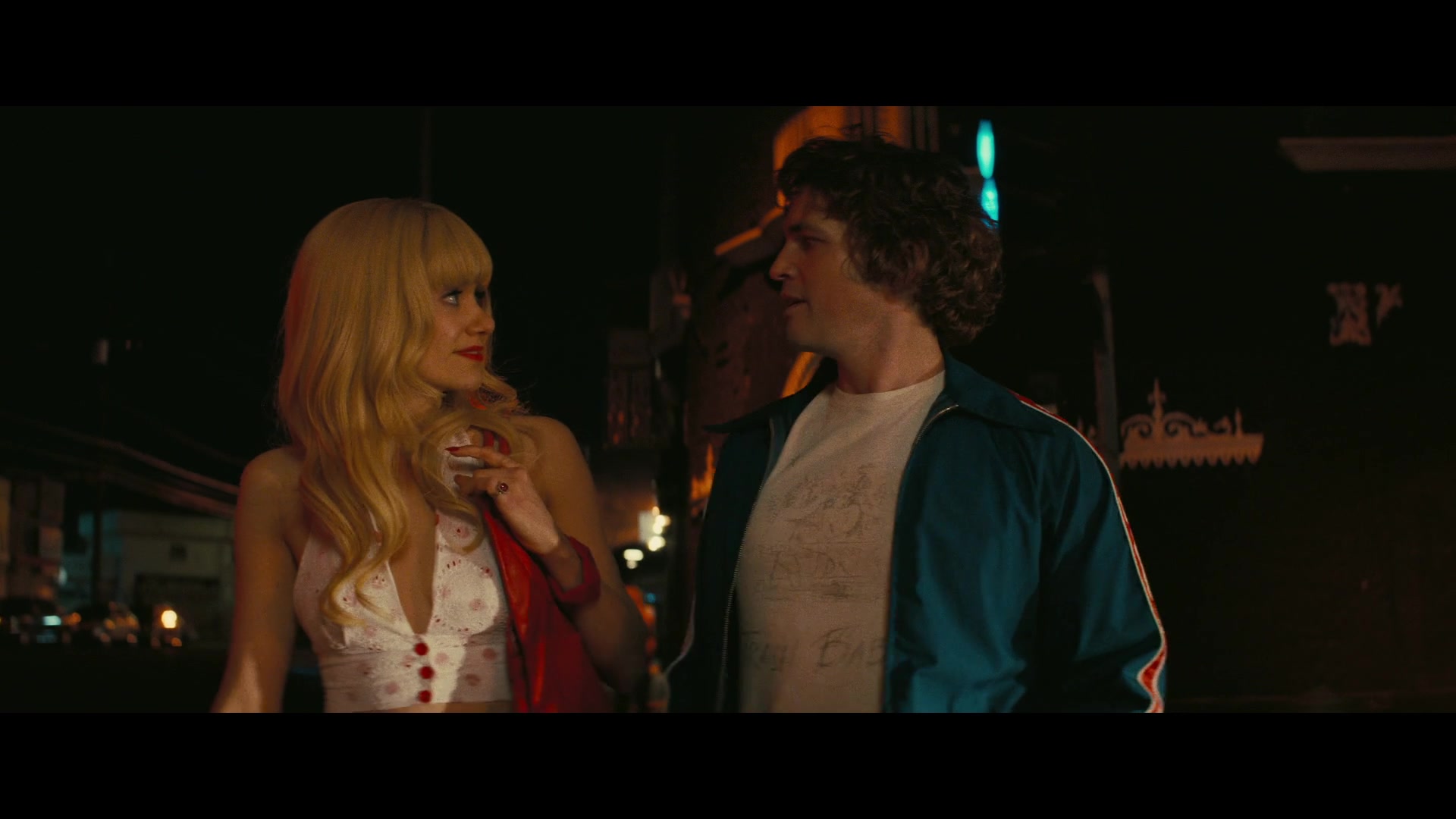 Angelyne_S01E01_Dream_Machine_1080p_ERW_001588.jpg