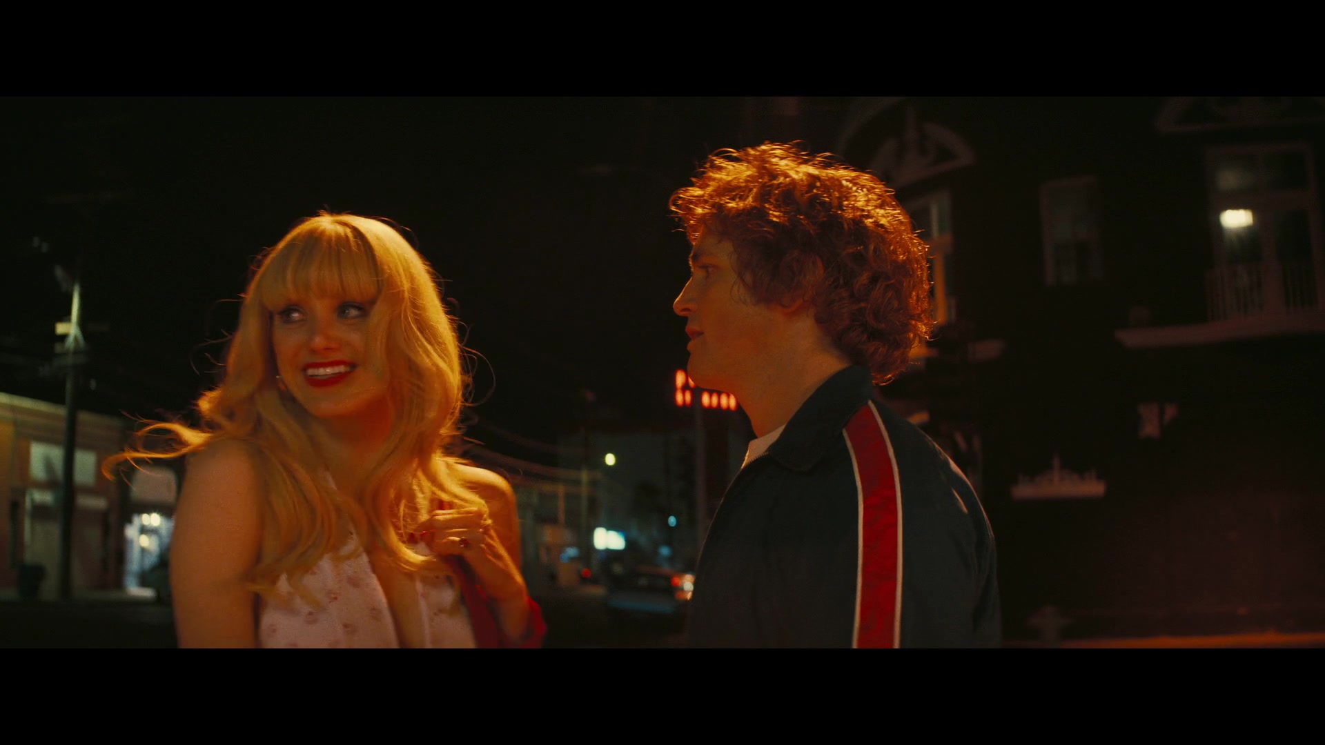 Angelyne_S01E01_Dream_Machine_1080p_ERW_001663.jpg
