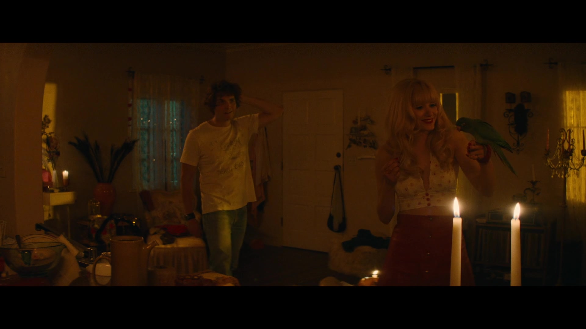Angelyne_S01E01_Dream_Machine_1080p_ERW_001888.jpg