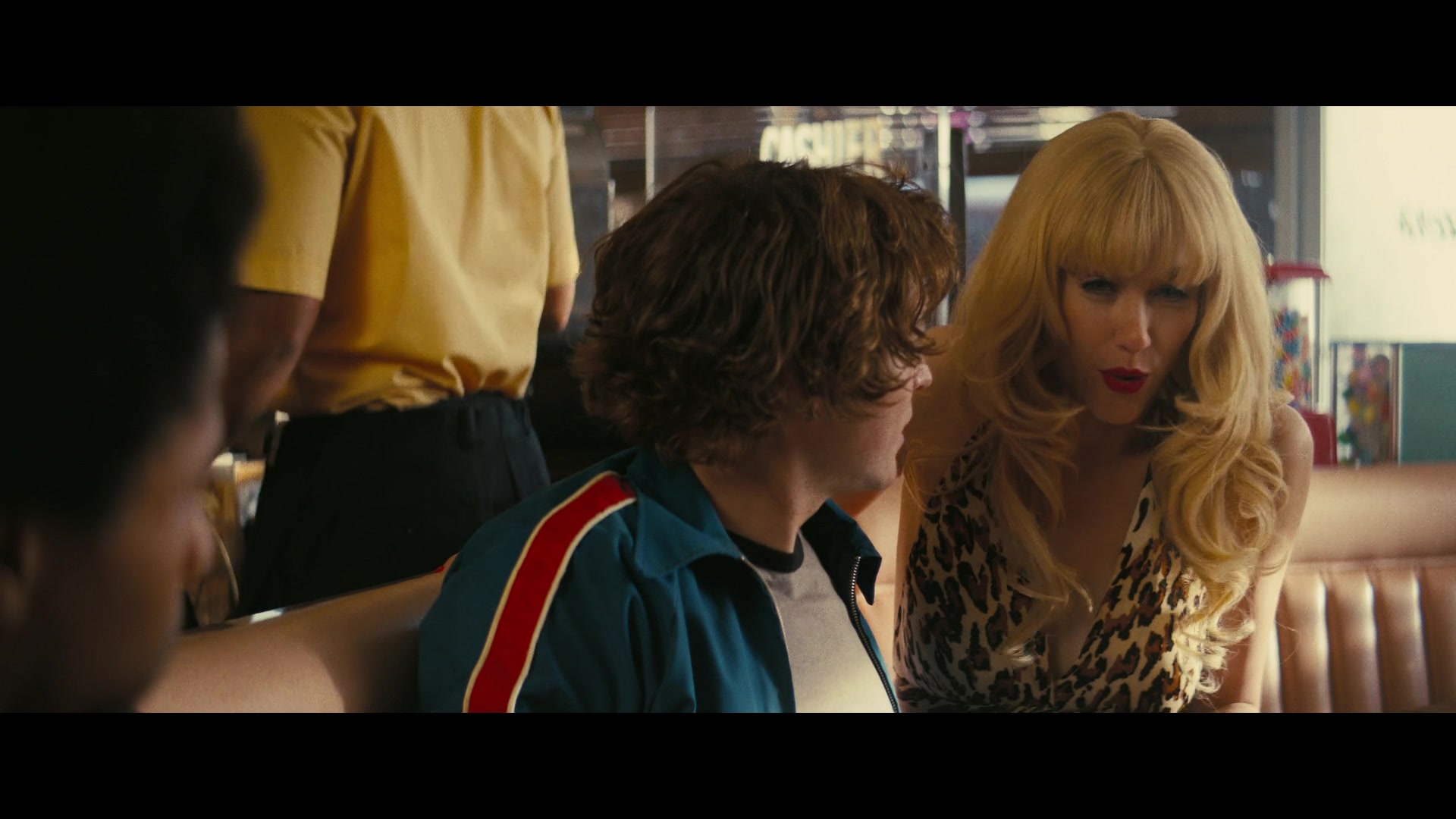 Angelyne_S01E01_Dream_Machine_1080p_ERW_002512.jpg