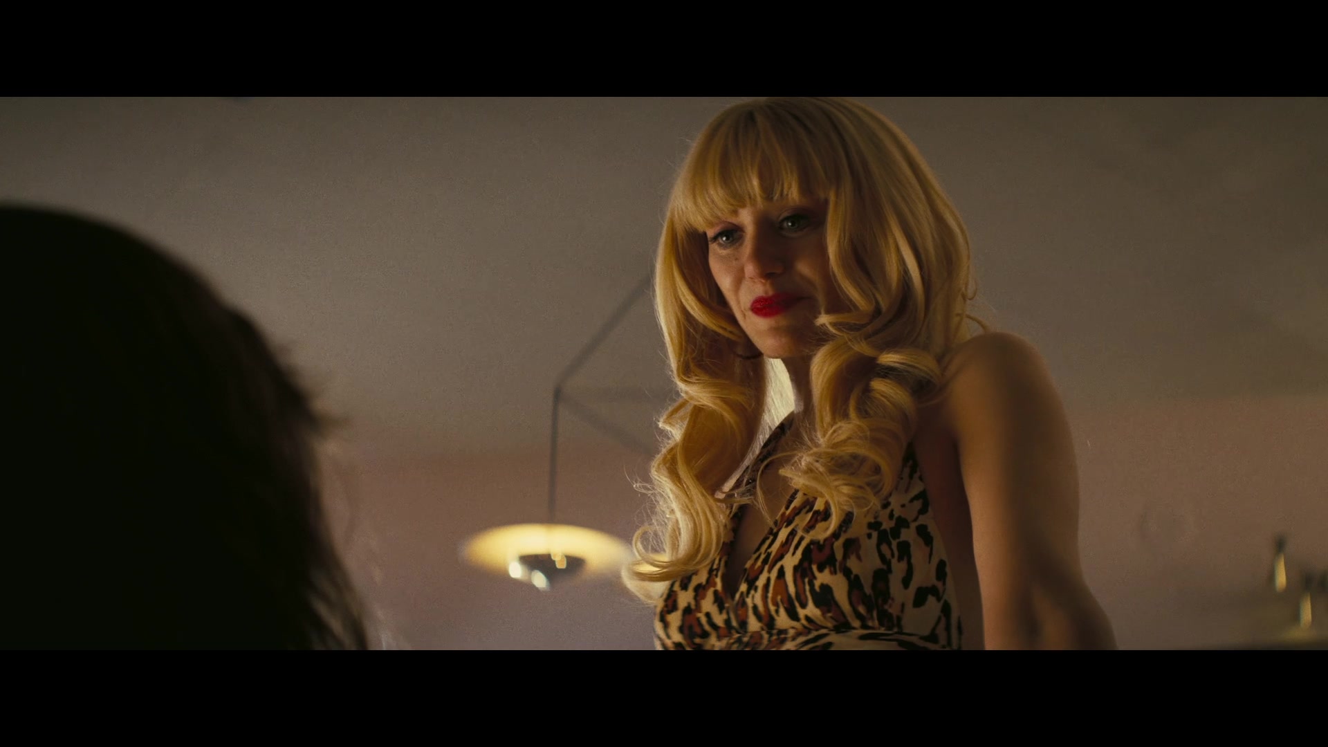 Angelyne_S01E01_Dream_Machine_1080p_ERW_002756.jpg
