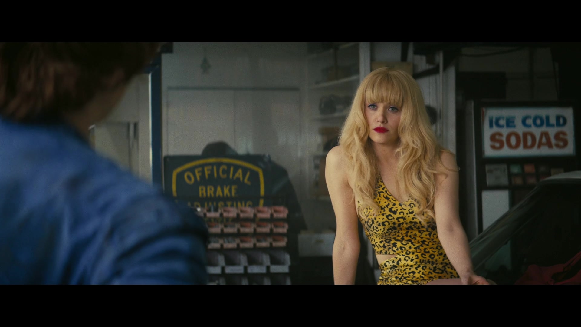 Angelyne_S01E01_Dream_Machine_1080p_ERW_003568.jpg