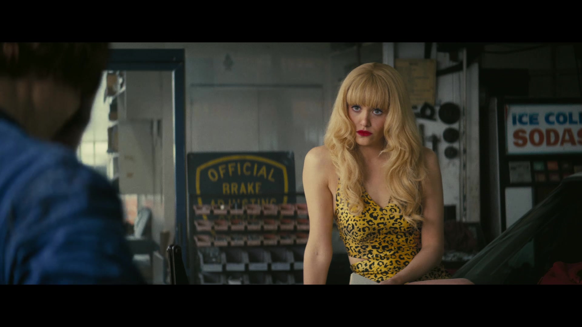 Angelyne_S01E01_Dream_Machine_1080p_ERW_003576.jpg