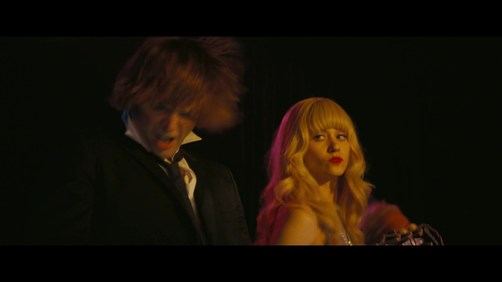 Angelyne_S01E01_Dream_Machine_1080p_ERW_003806.jpg