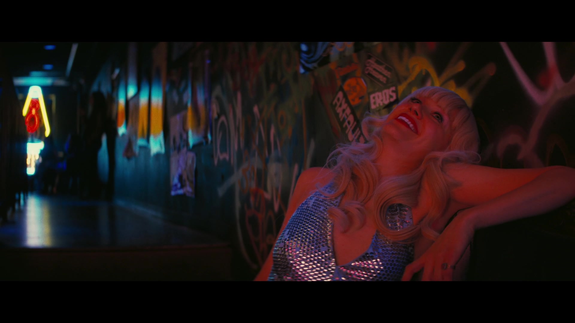 Angelyne_S01E01_Dream_Machine_1080p_ERW_003961.jpg