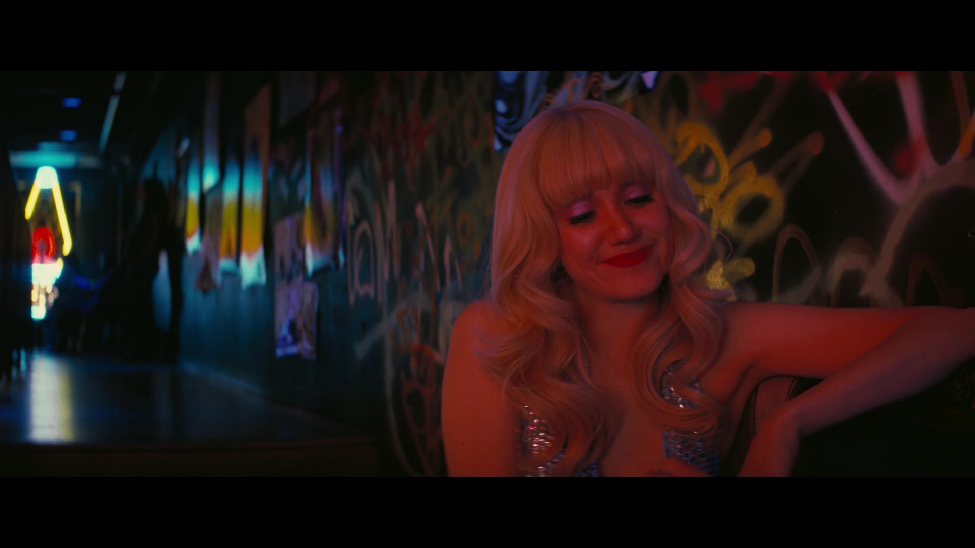 Angelyne_S01E01_Dream_Machine_1080p_ERW_004051.jpg