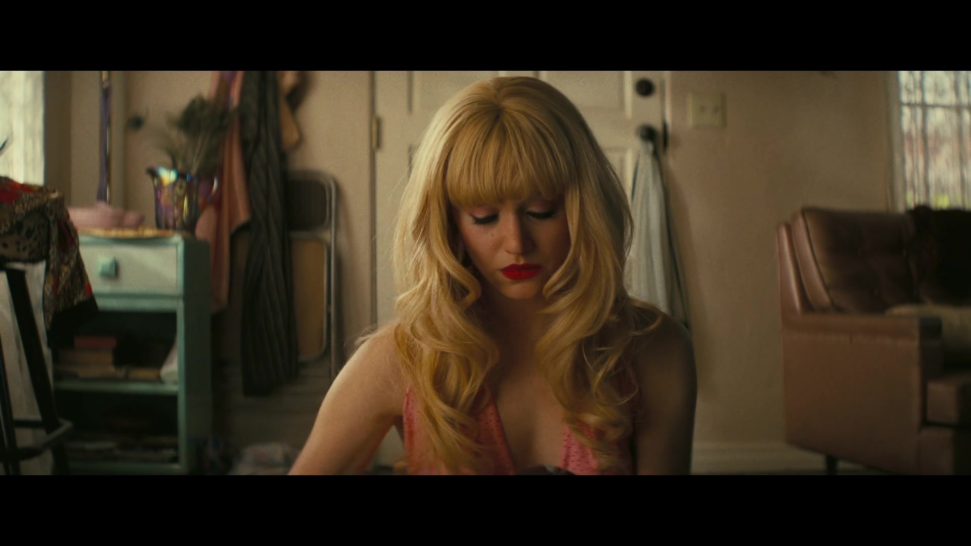 Angelyne_S01E01_Dream_Machine_1080p_ERW_004558.jpg