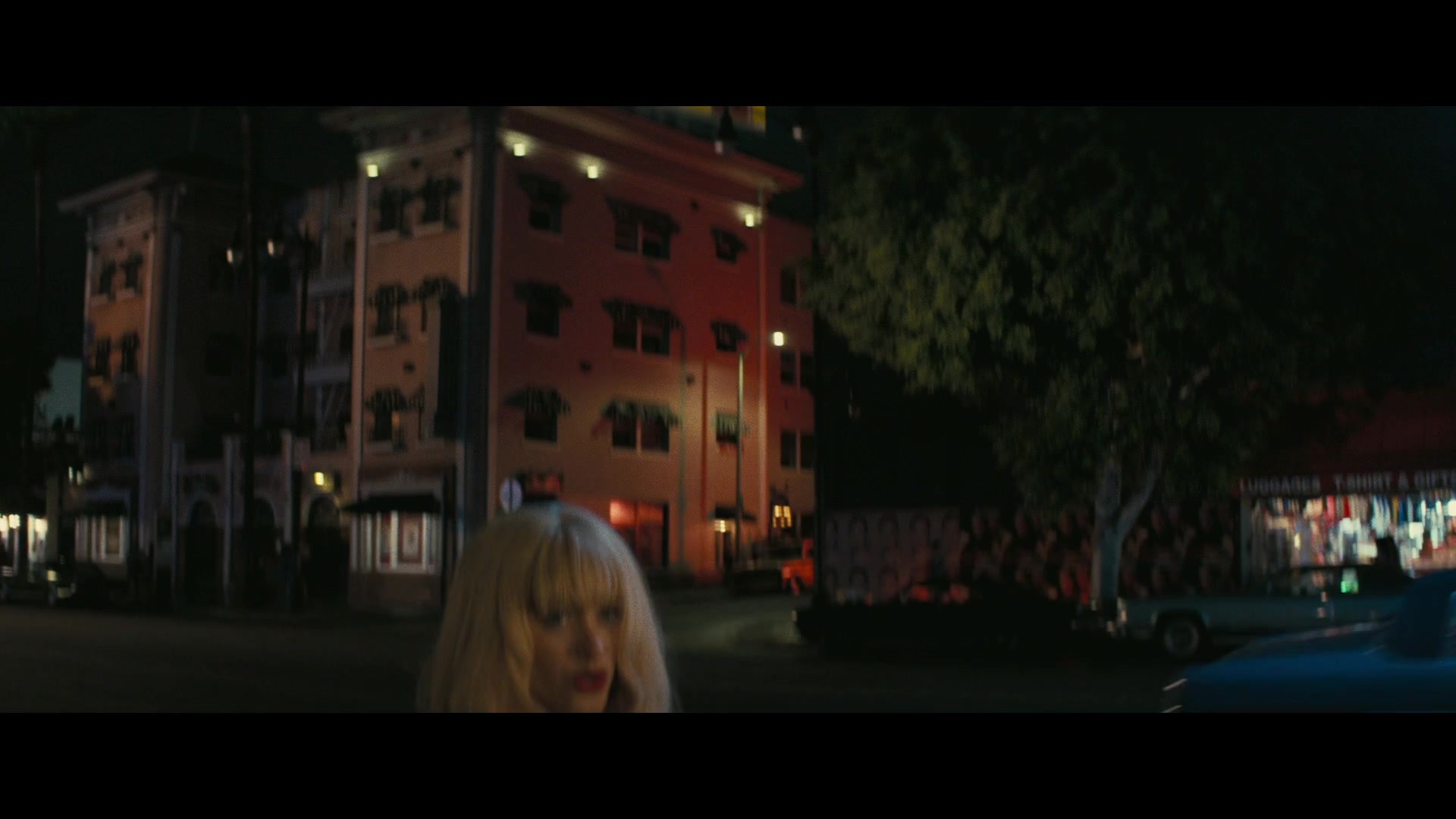 Angelyne_S01E01_Dream_Machine_1080p_ERW_005661.jpg