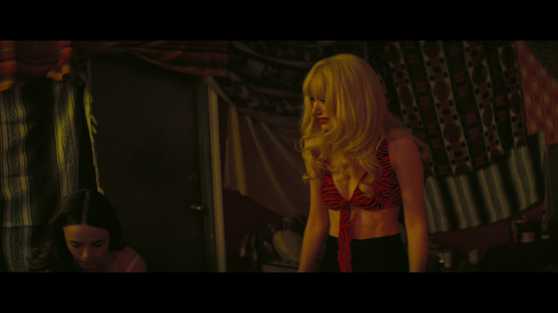 Angelyne_S01E01_Dream_Machine_1080p_ERW_005814.jpg
