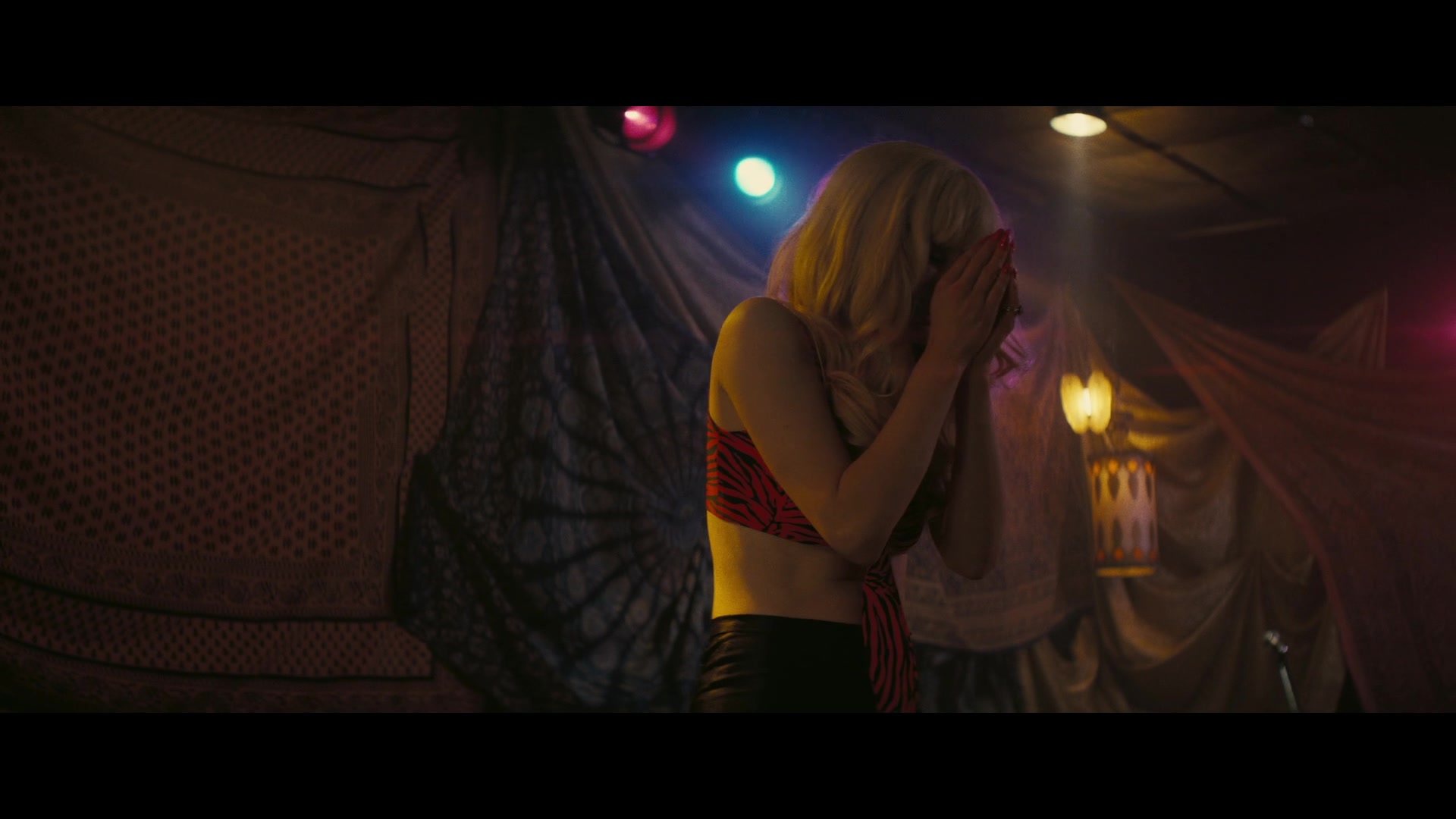 Angelyne_S01E01_Dream_Machine_1080p_ERW_005862.jpg