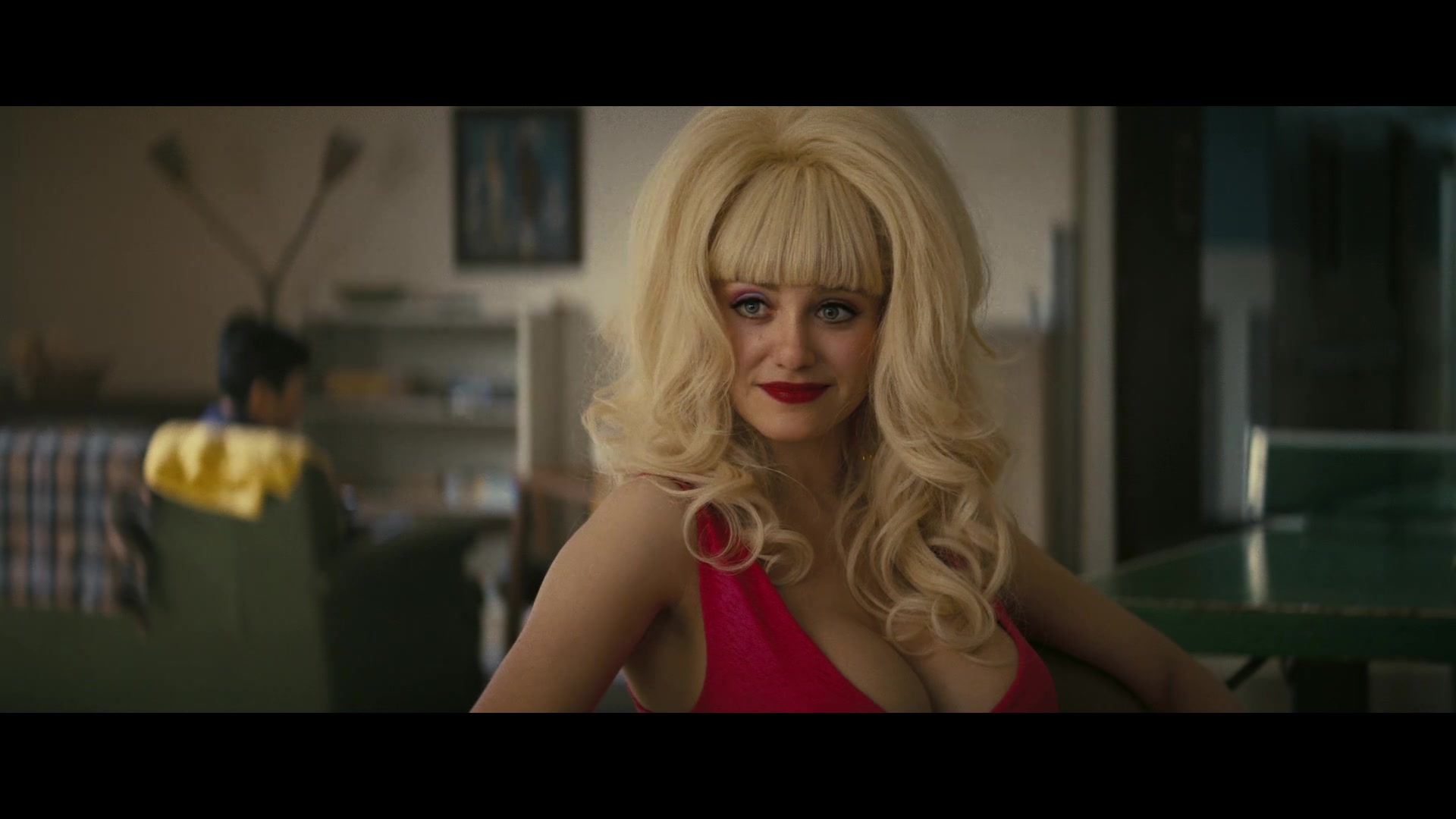 Angelyne_S01E01_Dream_Machine_1080p_ERW_006377.jpg