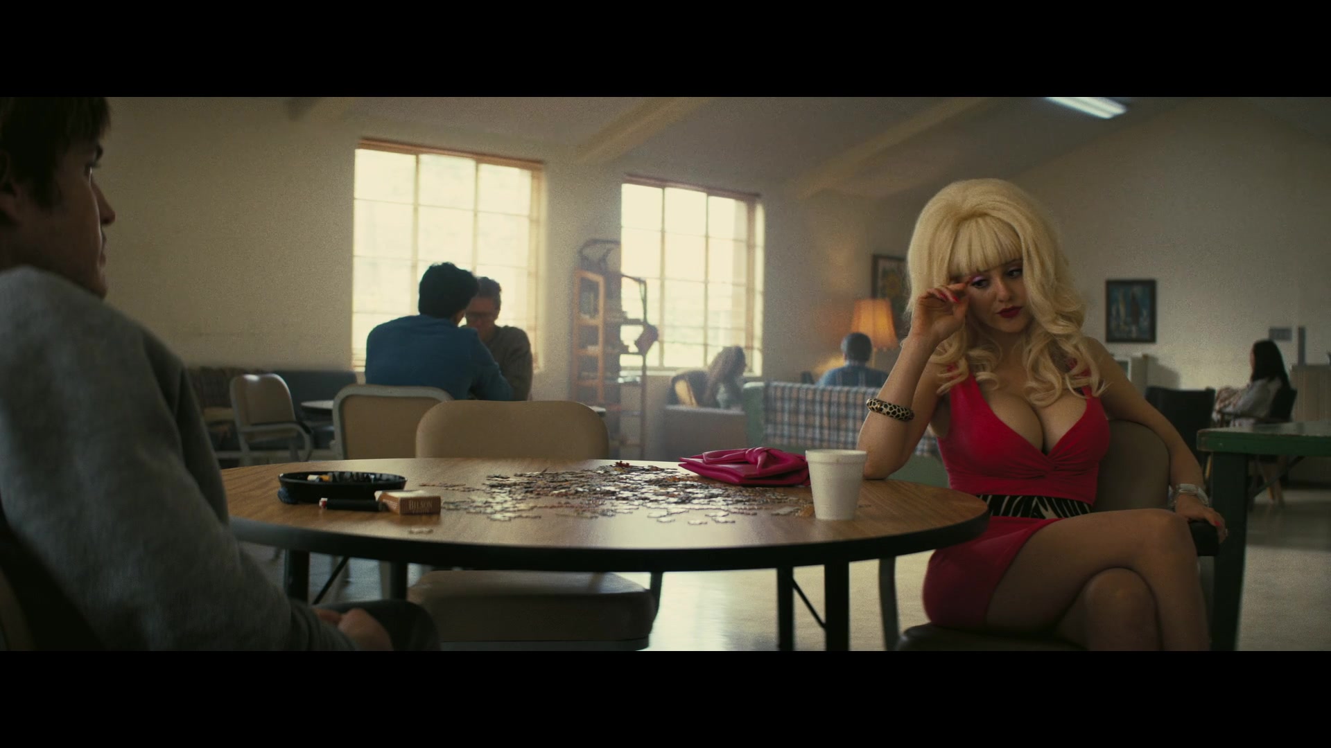 Angelyne_S01E01_Dream_Machine_1080p_ERW_006462.jpg