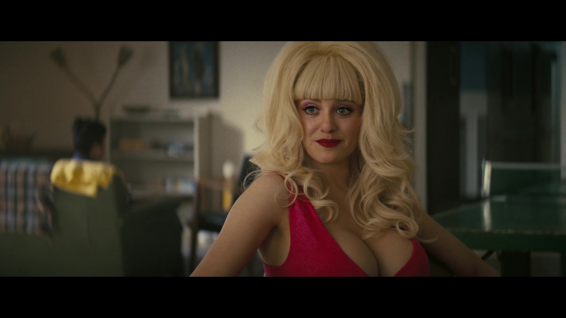 Angelyne_S01E01_Dream_Machine_1080p_ERW_006534.jpg
