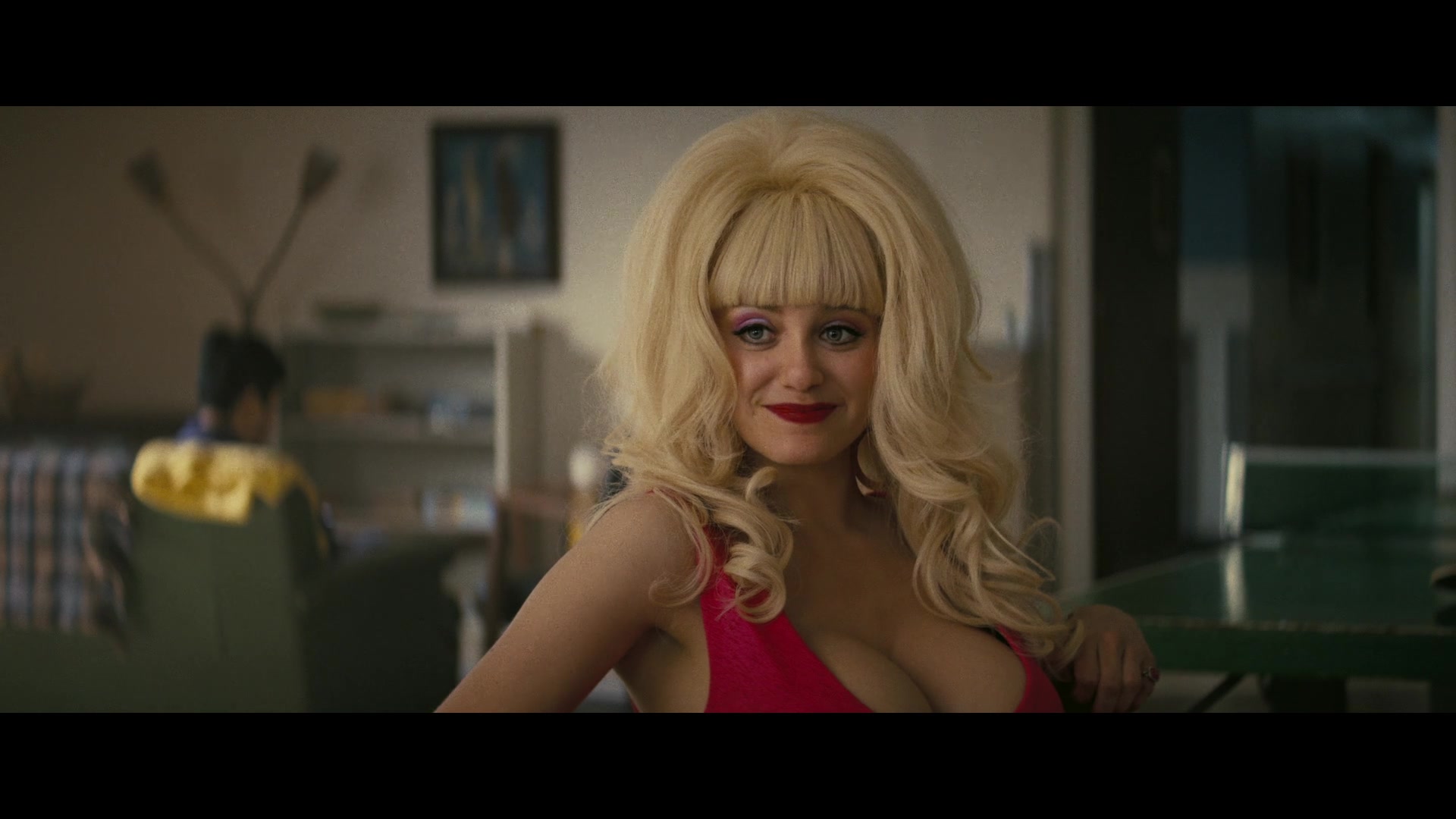 Angelyne_S01E01_Dream_Machine_1080p_ERW_006565.jpg