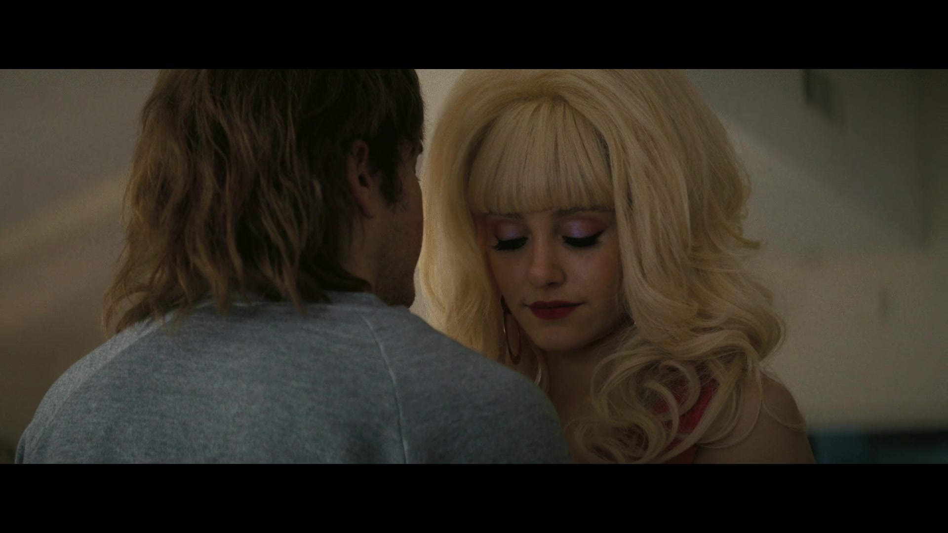 Angelyne_S01E01_Dream_Machine_1080p_ERW_006628.jpg