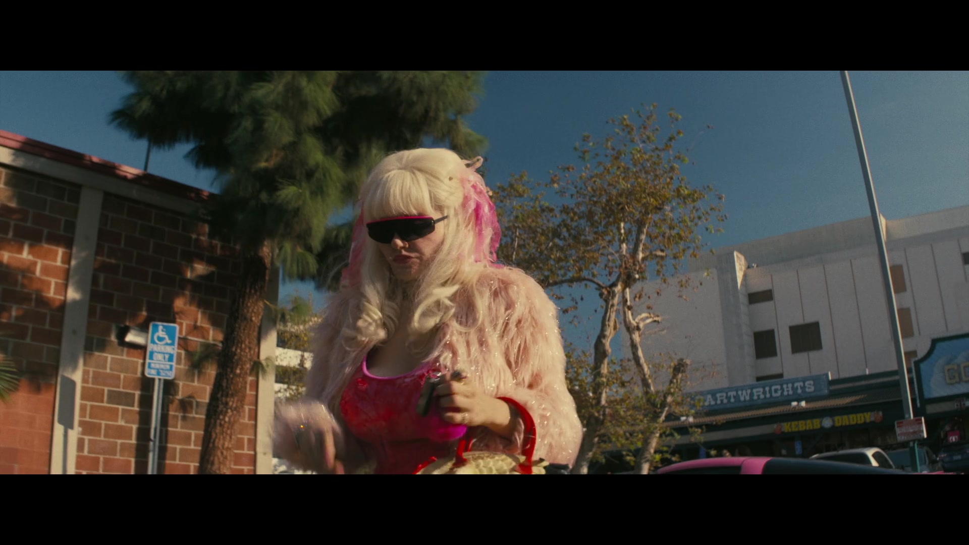 Angelyne_S01E02_Gods_and_Fairies_1080p_ERW_000090.jpg