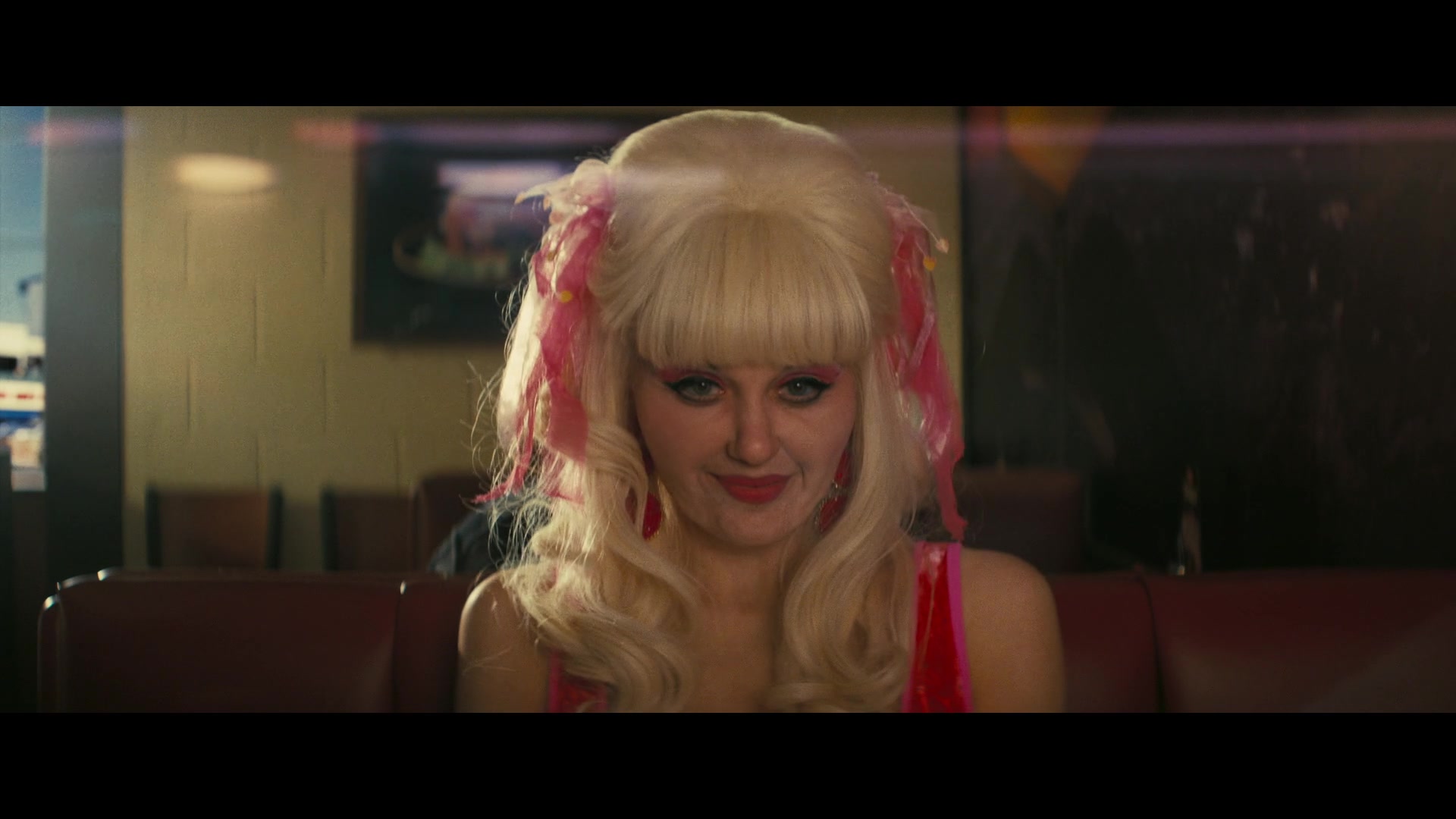 Angelyne_S01E02_Gods_and_Fairies_1080p_ERW_000163.jpg