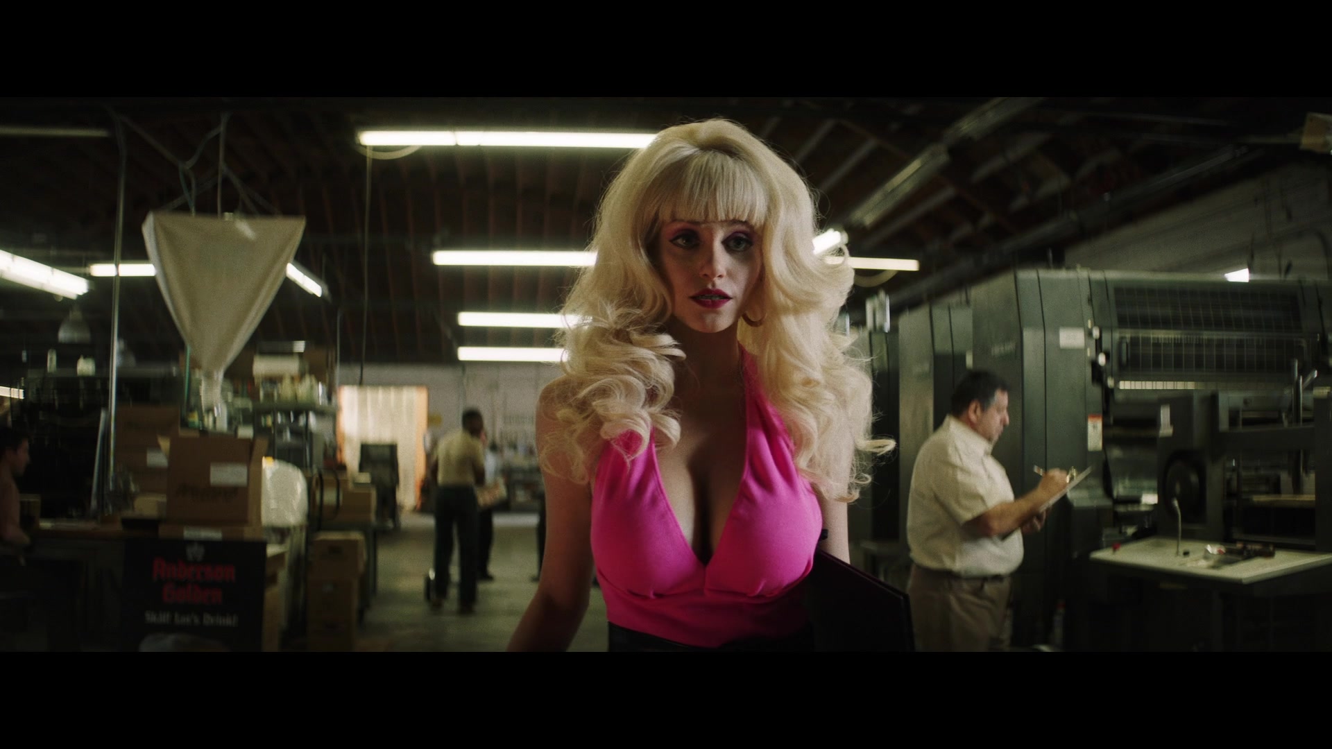 Angelyne_S01E02_Gods_and_Fairies_1080p_ERW_000874.jpg