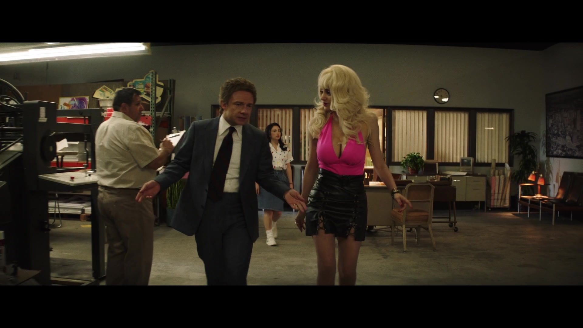 Angelyne_S01E02_Gods_and_Fairies_1080p_ERW_001401.jpg