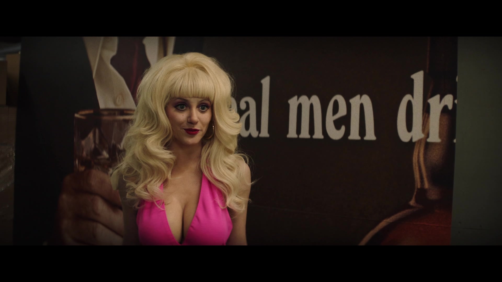 Angelyne_S01E02_Gods_and_Fairies_1080p_ERW_001449.jpg