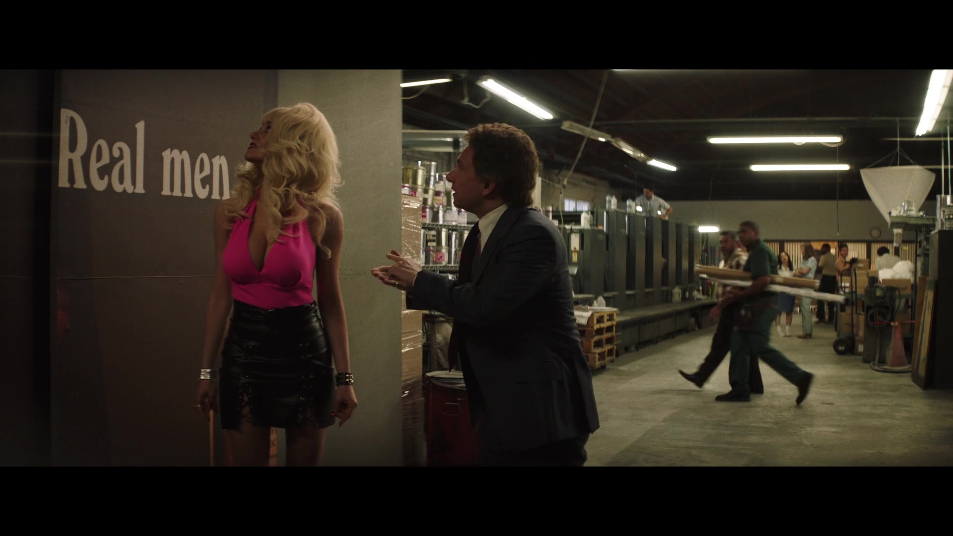 Angelyne_S01E02_Gods_and_Fairies_1080p_ERW_001481.jpg