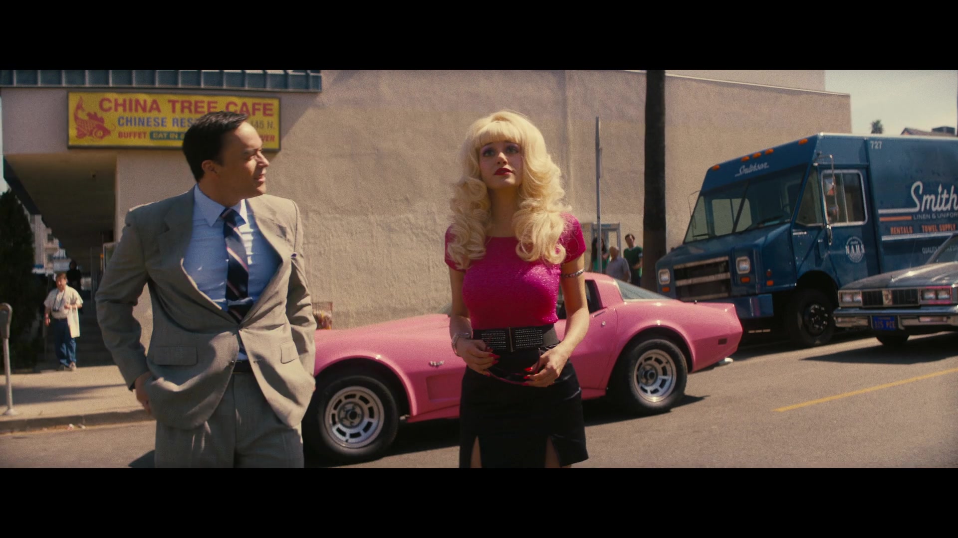 Angelyne_S01E02_Gods_and_Fairies_1080p_ERW_002190.jpg