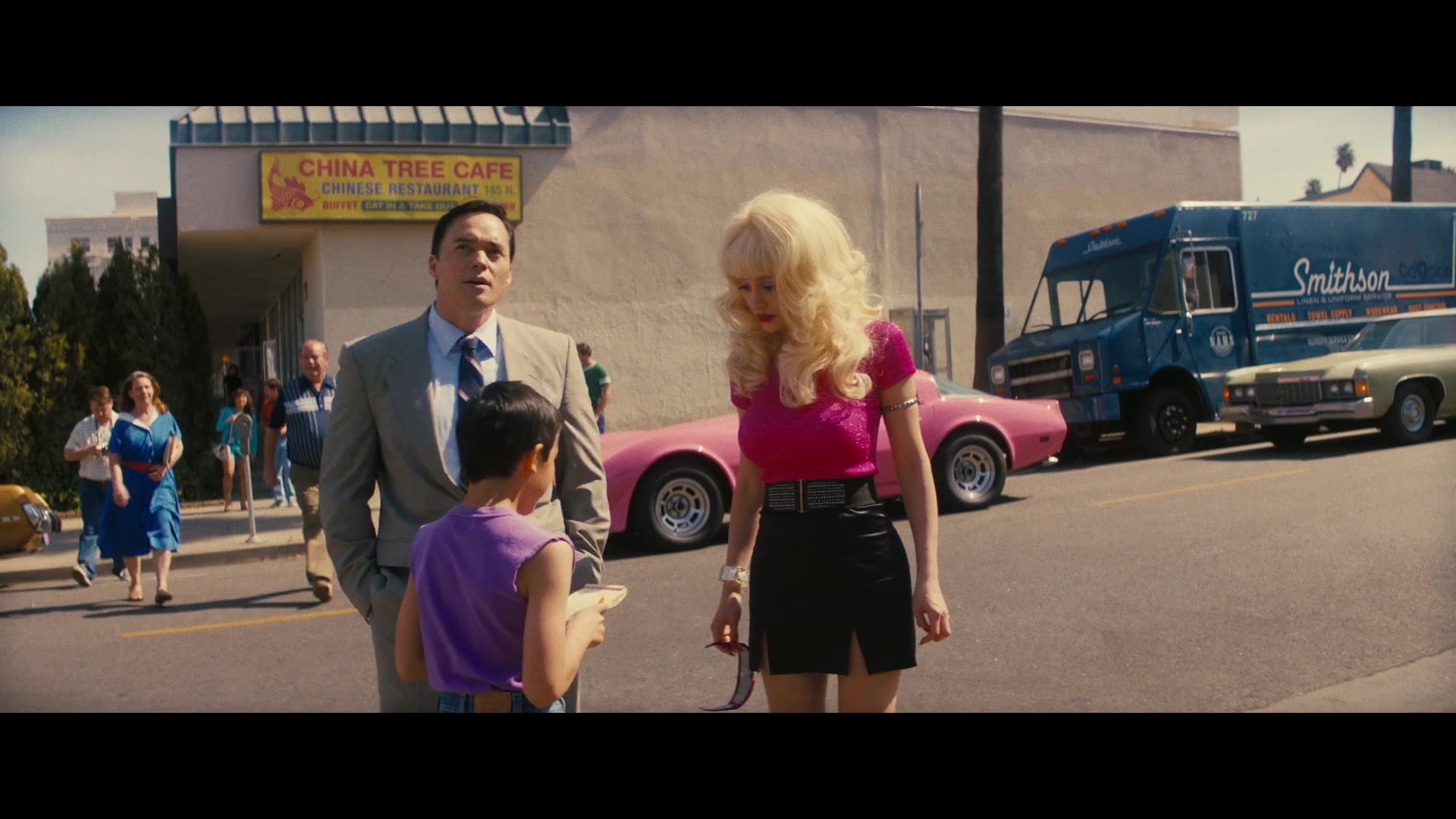 Angelyne_S01E02_Gods_and_Fairies_1080p_ERW_002224.jpg