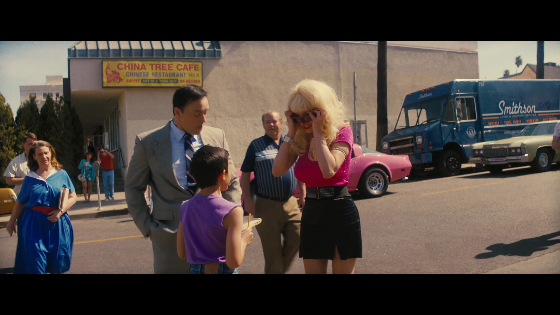 Angelyne_S01E02_Gods_and_Fairies_1080p_ERW_002232.jpg