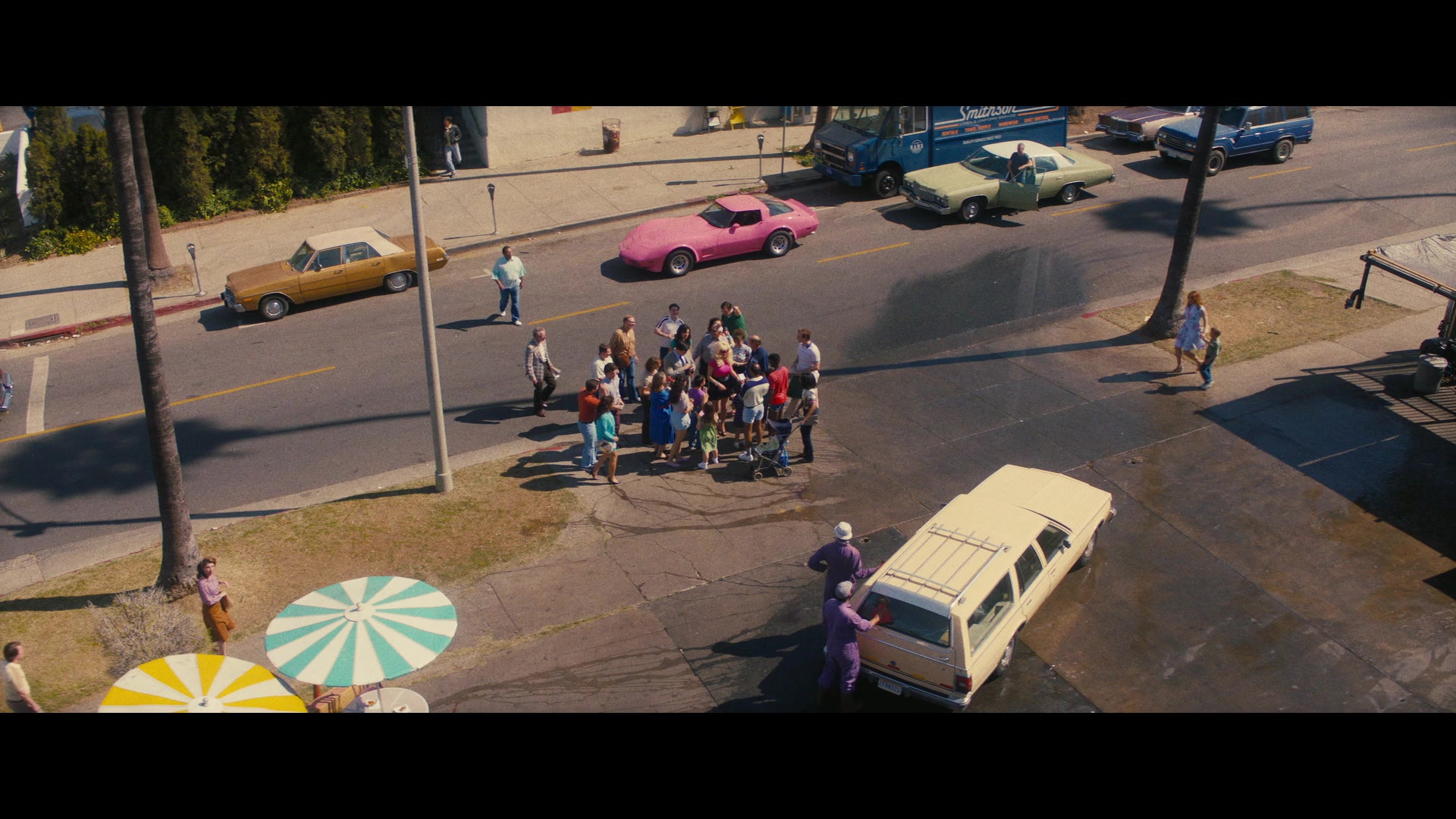 Angelyne_S01E02_Gods_and_Fairies_1080p_ERW_002273.jpg