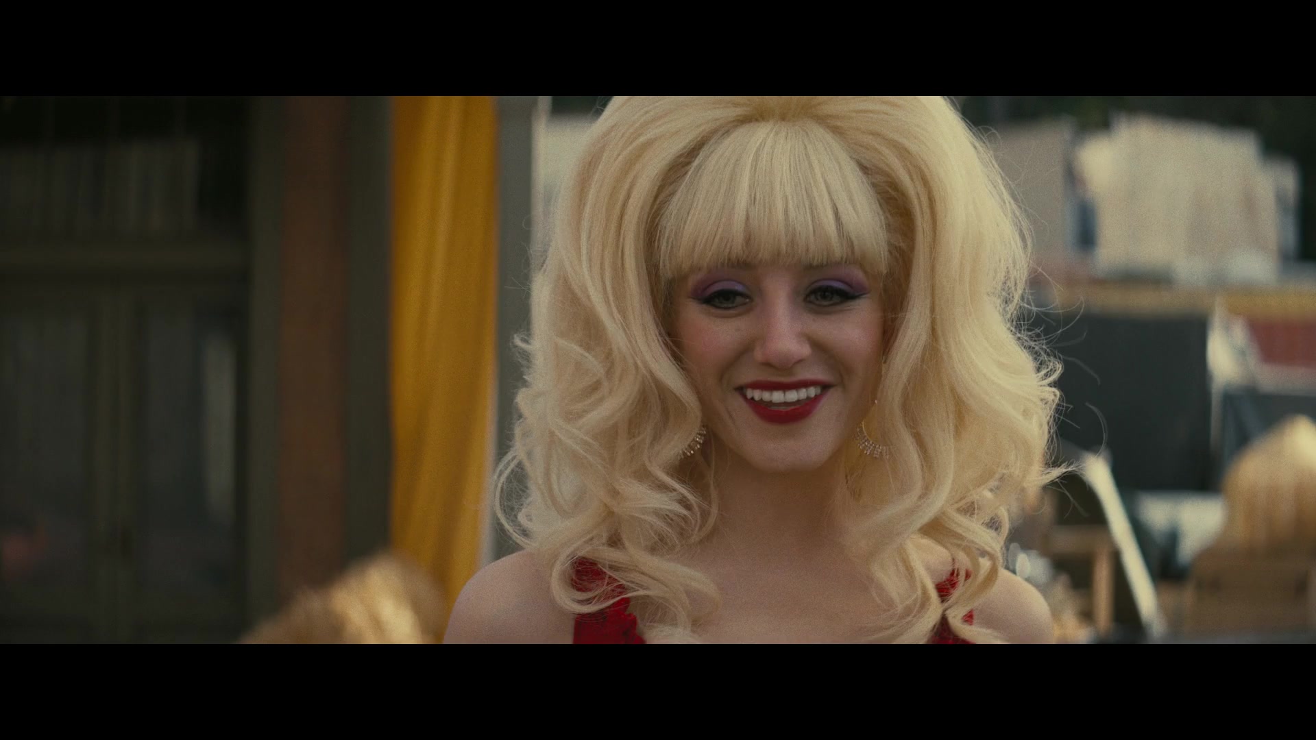 Angelyne_S01E02_Gods_and_Fairies_1080p_ERW_004506.jpg