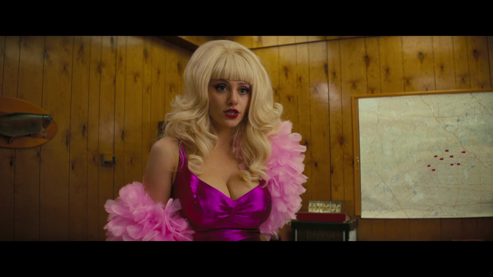 Angelyne_S01E02_Gods_and_Fairies_1080p_ERW_004947.jpg