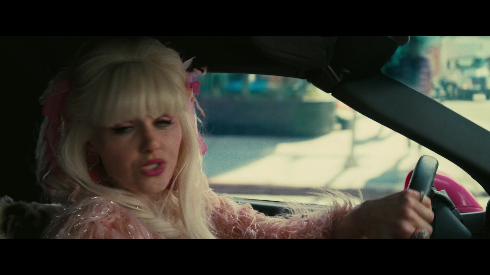 Angelyne_S01E03_Glow_in_the_Dark_Queen_of_the_Universe_1080p_ERW_000057.jpg