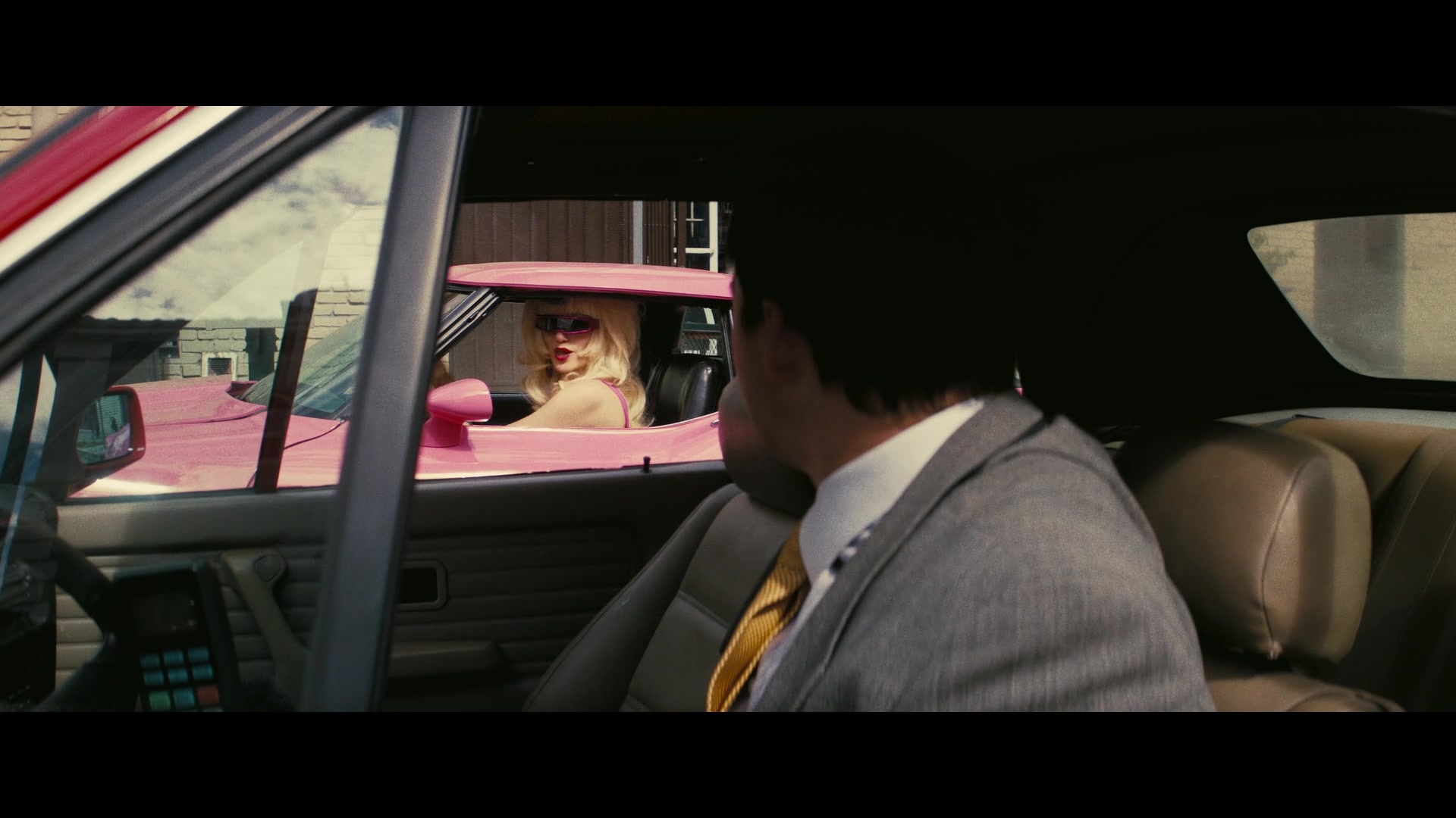 Angelyne_S01E03_Glow_in_the_Dark_Queen_of_the_Universe_1080p_ERW_000590.jpg