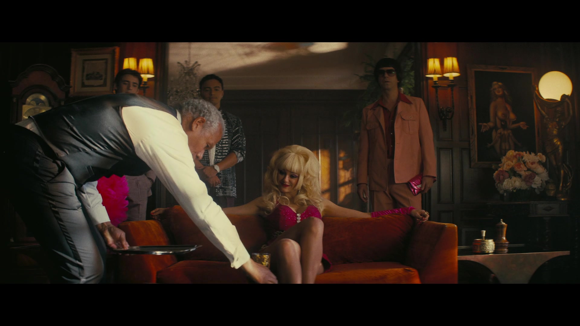 Angelyne_S01E03_Glow_in_the_Dark_Queen_of_the_Universe_1080p_ERW_001207.jpg