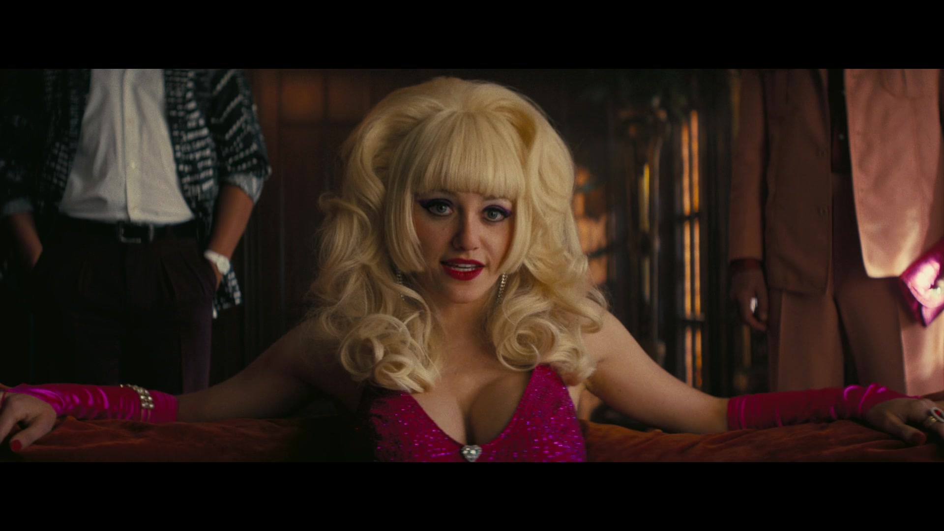 Angelyne_S01E03_Glow_in_the_Dark_Queen_of_the_Universe_1080p_ERW_001361.jpg
