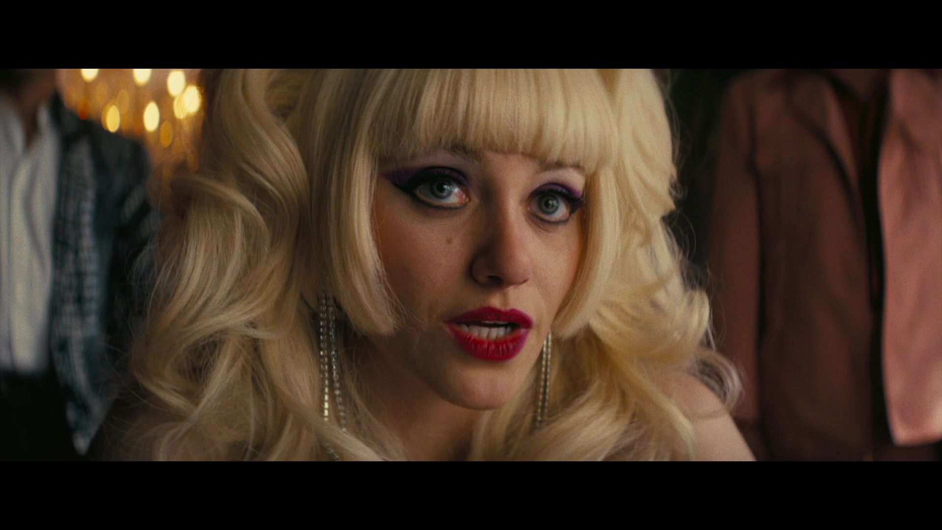 Angelyne_S01E03_Glow_in_the_Dark_Queen_of_the_Universe_1080p_ERW_001560.jpg