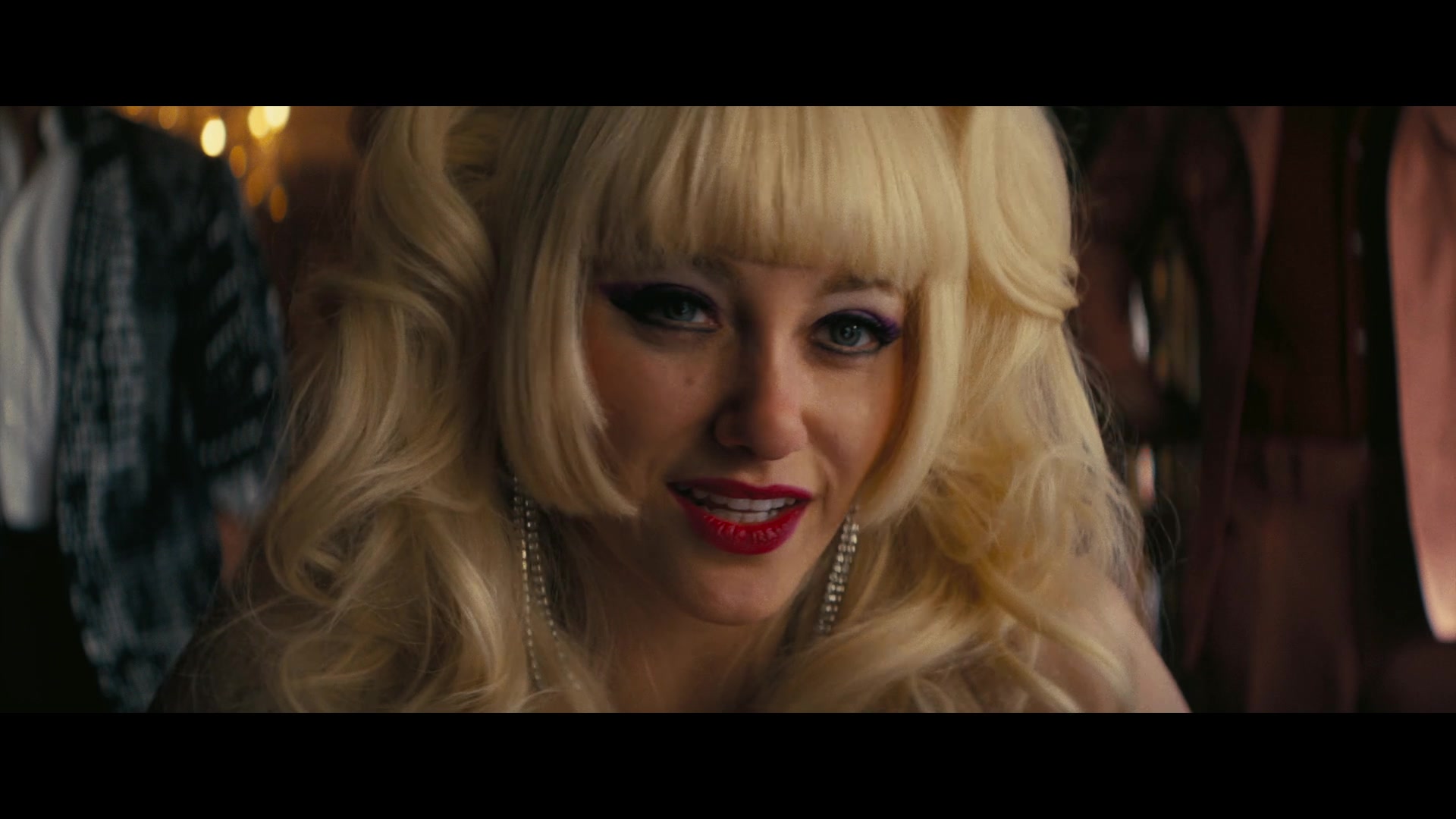 Angelyne_S01E03_Glow_in_the_Dark_Queen_of_the_Universe_1080p_ERW_001571.jpg