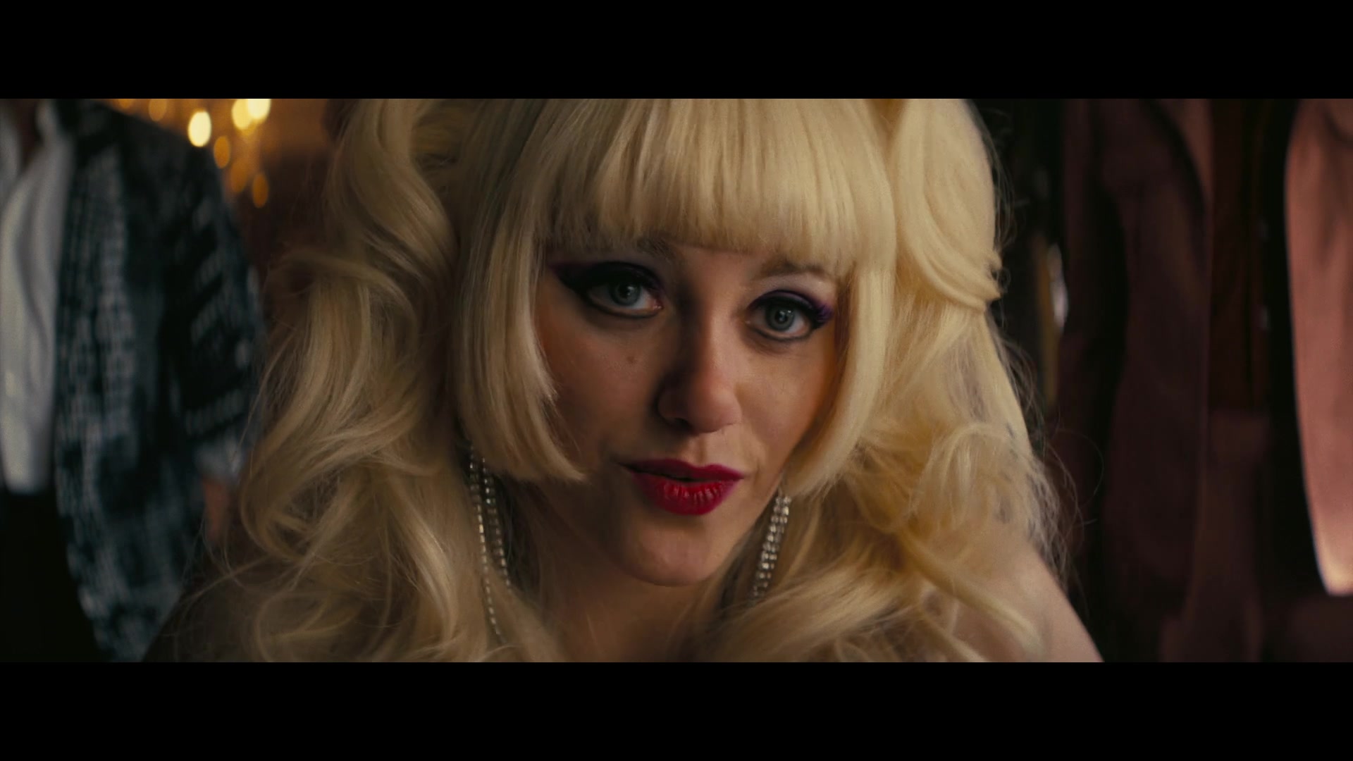 Angelyne_S01E03_Glow_in_the_Dark_Queen_of_the_Universe_1080p_ERW_001572.jpg