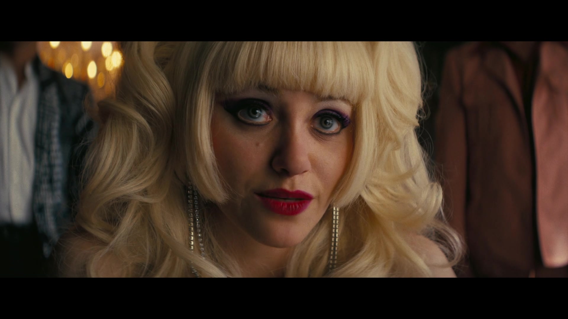 Angelyne_S01E03_Glow_in_the_Dark_Queen_of_the_Universe_1080p_ERW_001586.jpg