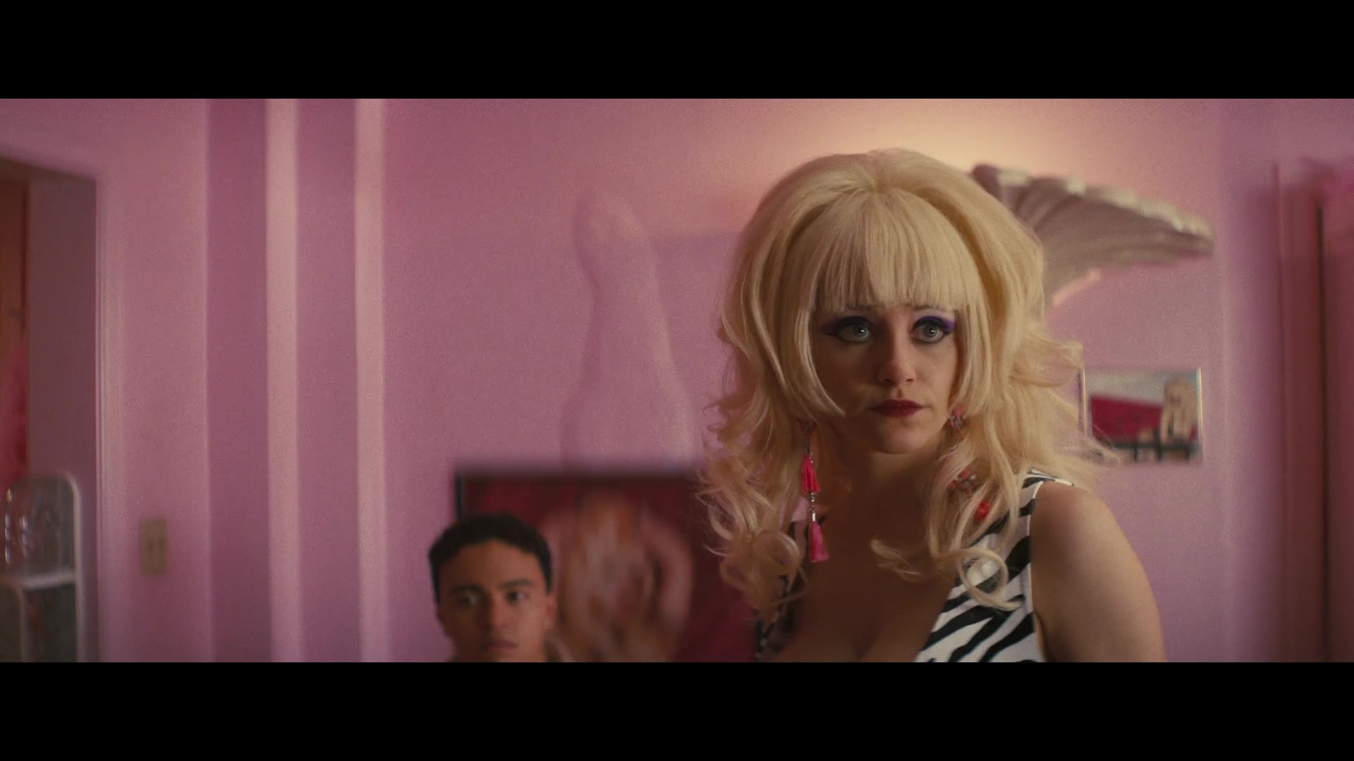 Angelyne_S01E03_Glow_in_the_Dark_Queen_of_the_Universe_1080p_ERW_002175.jpg