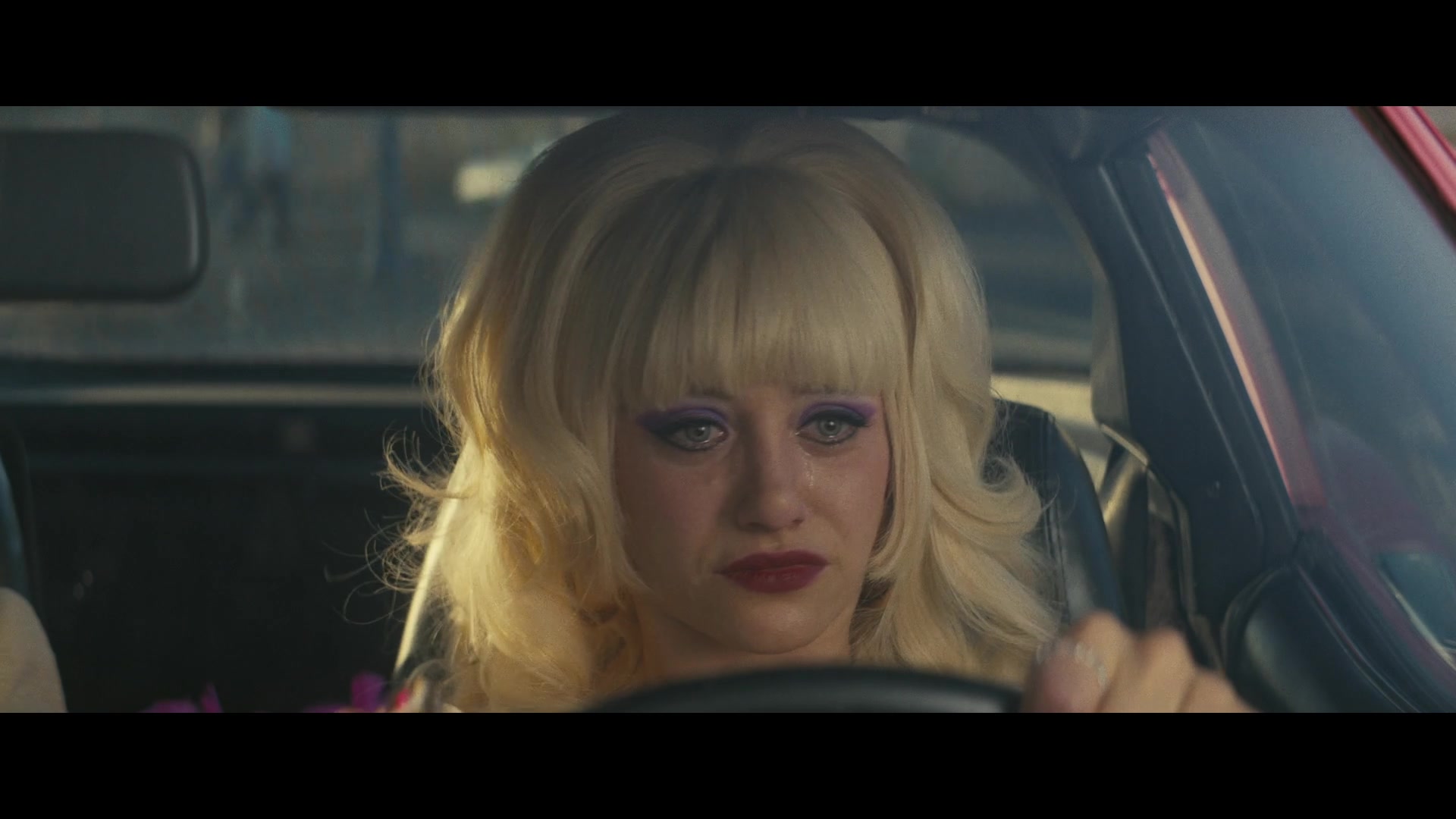Angelyne_S01E03_Glow_in_the_Dark_Queen_of_the_Universe_1080p_ERW_002690.jpg