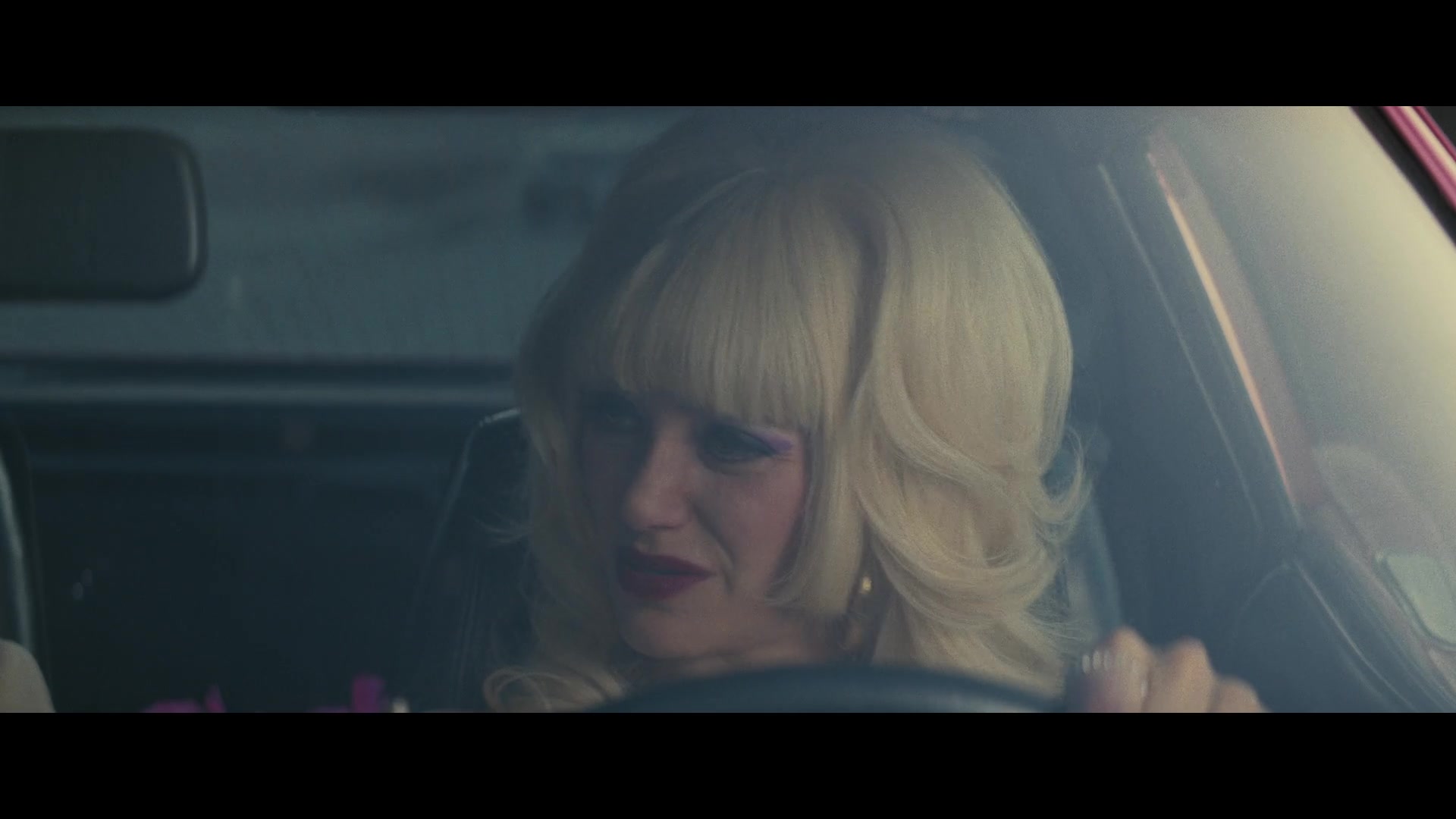 Angelyne_S01E03_Glow_in_the_Dark_Queen_of_the_Universe_1080p_ERW_002742.jpg
