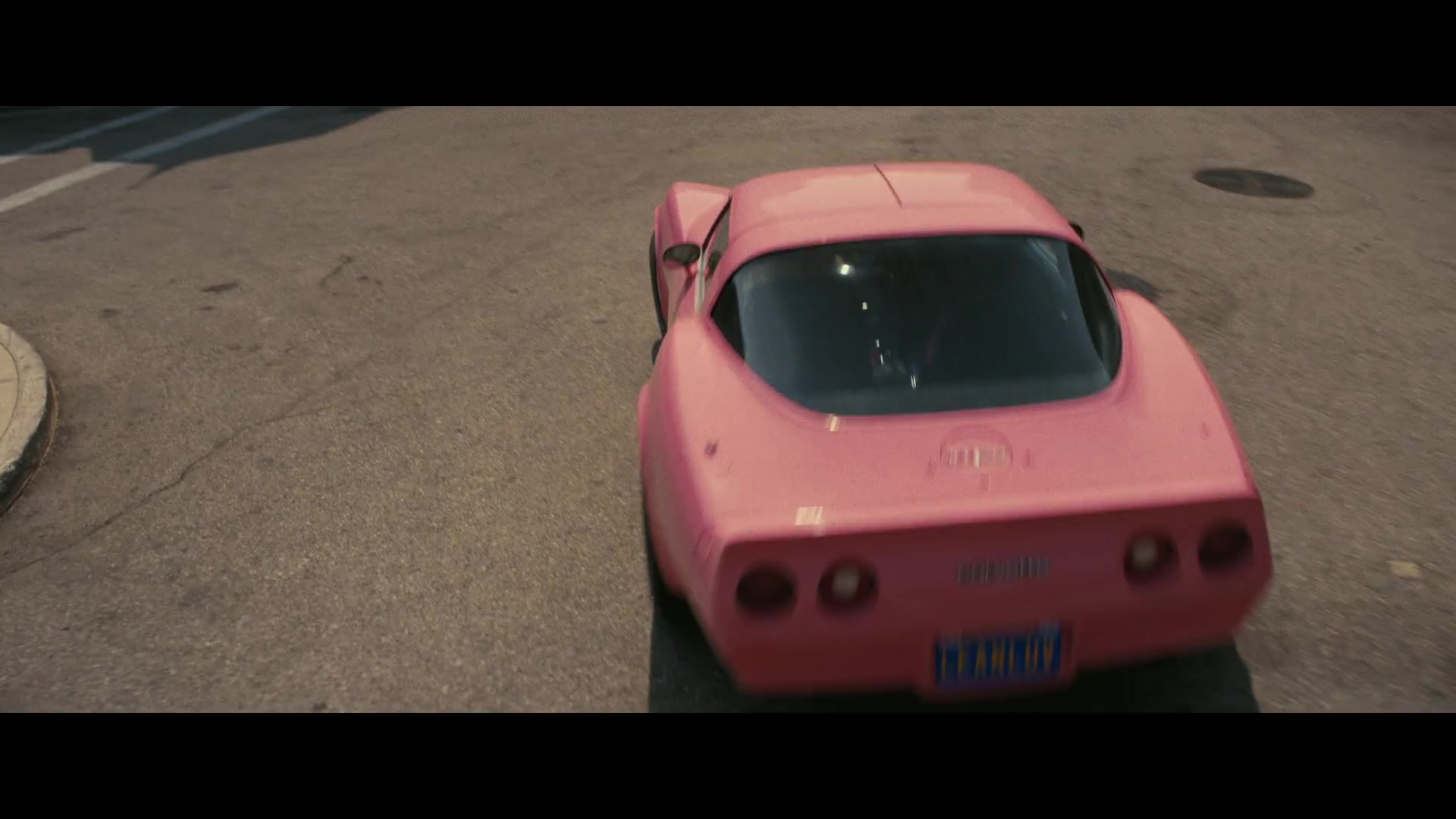 Angelyne_S01E03_Glow_in_the_Dark_Queen_of_the_Universe_1080p_ERW_003676.jpg