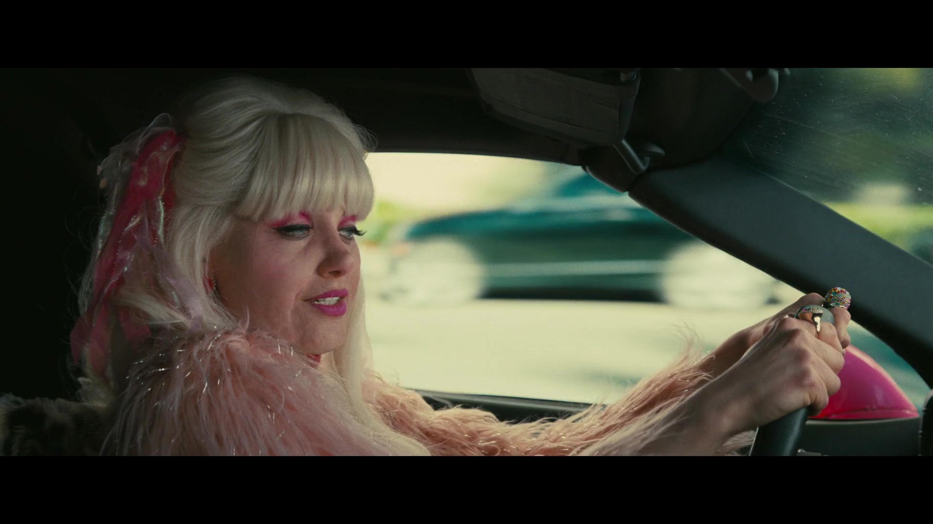 Angelyne_S01E03_Glow_in_the_Dark_Queen_of_the_Universe_1080p_ERW_004256.jpg