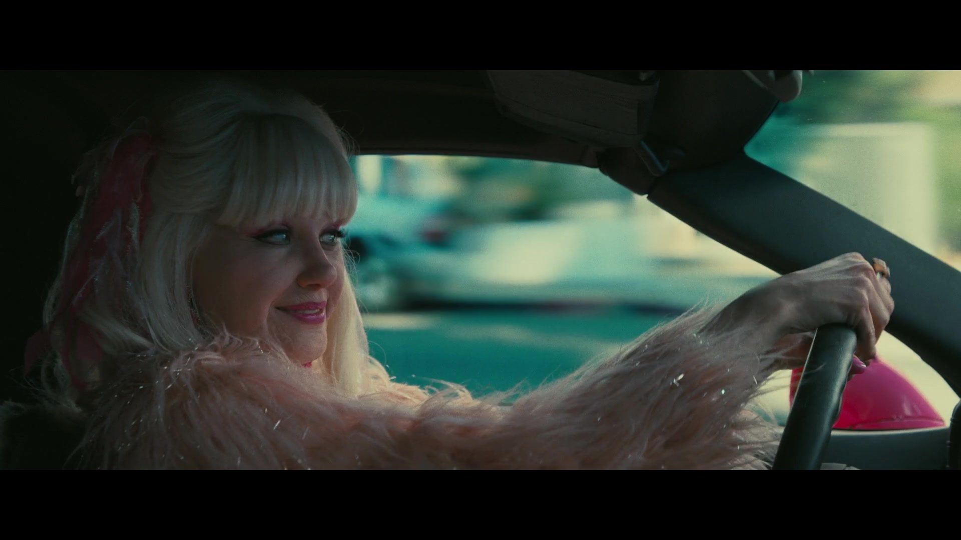 Angelyne_S01E03_Glow_in_the_Dark_Queen_of_the_Universe_1080p_ERW_004377.jpg
