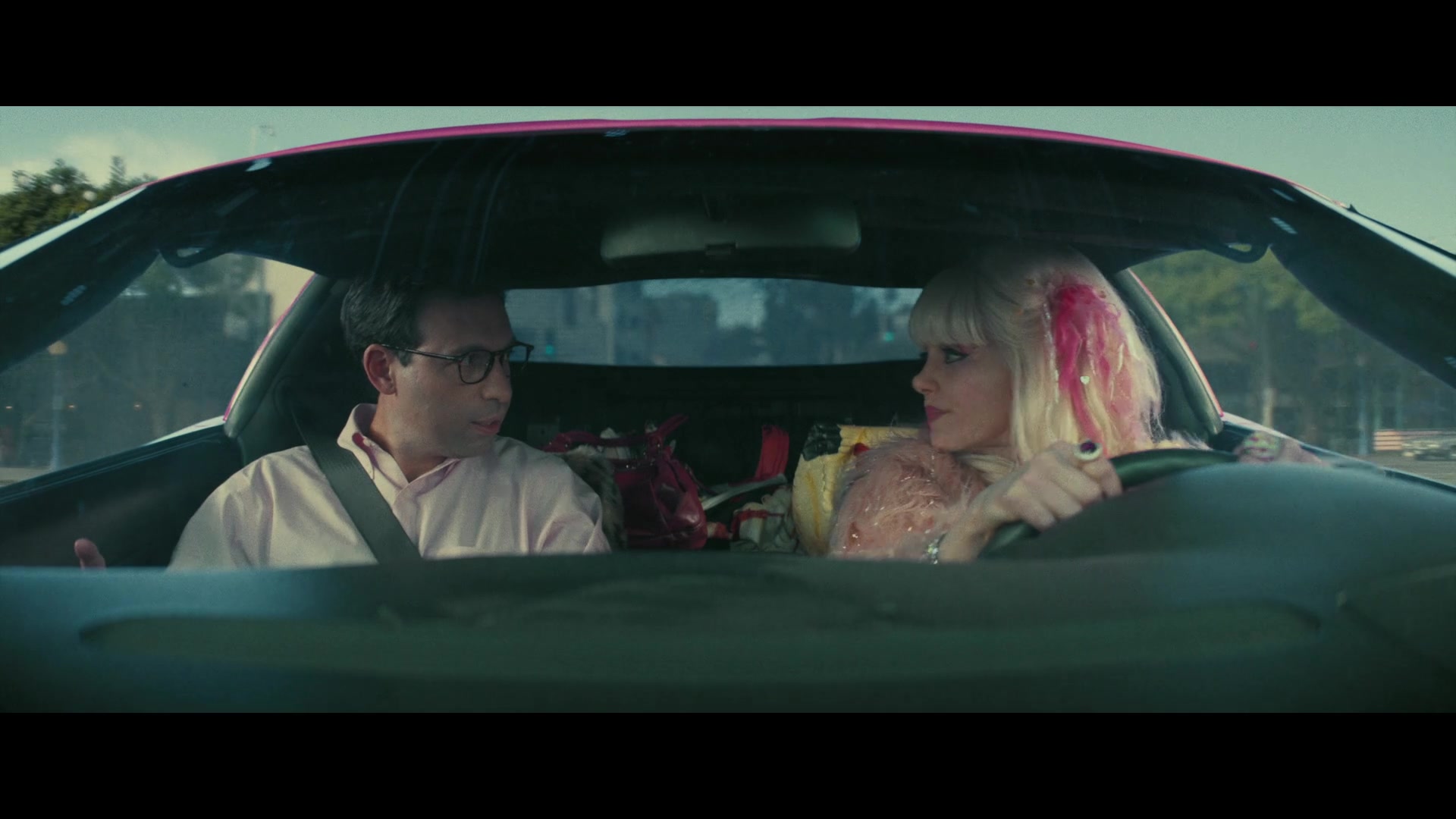 Angelyne_S01E03_Glow_in_the_Dark_Queen_of_the_Universe_1080p_ERW_004400.jpg