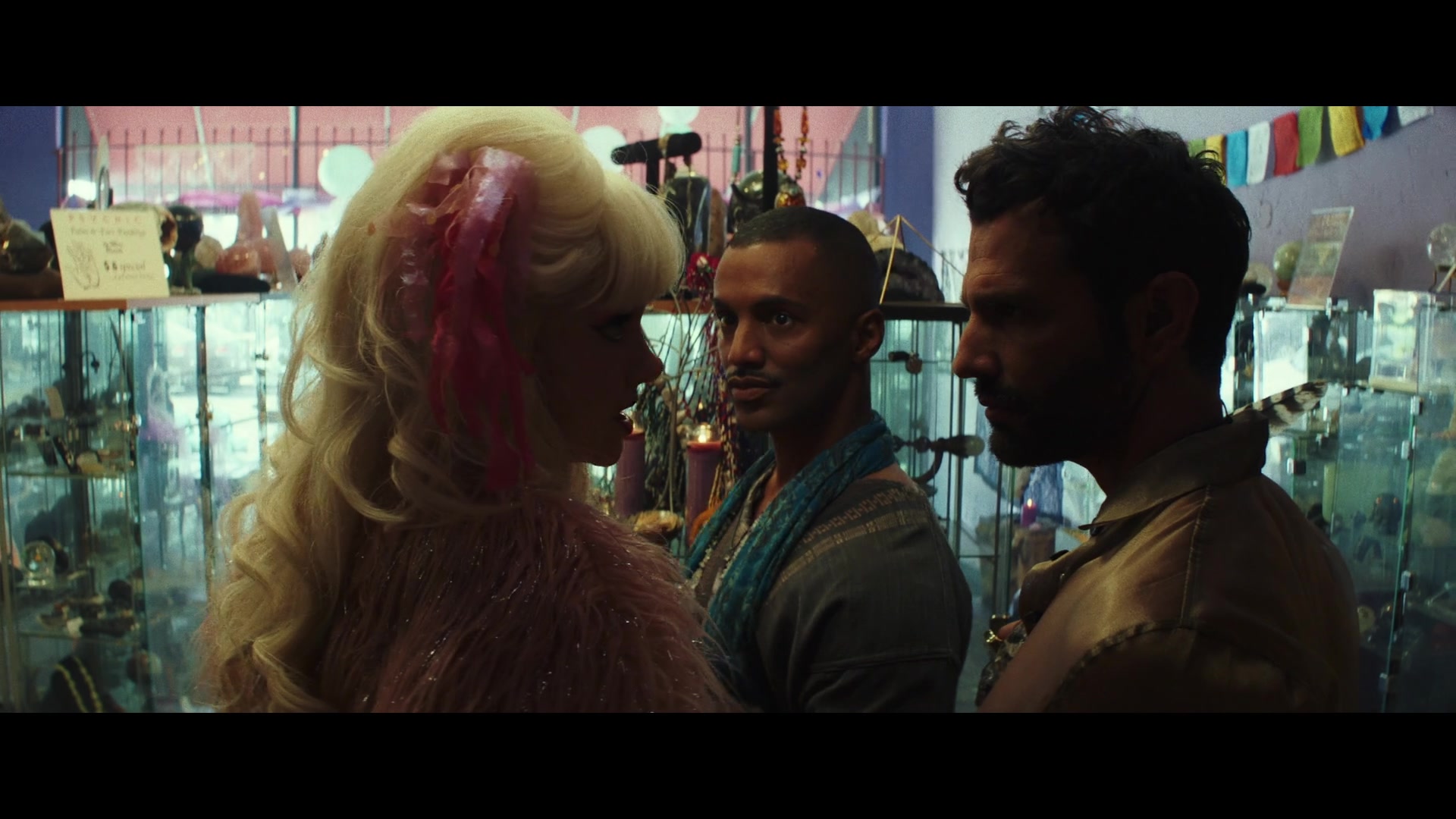 Angelyne_S01E03_Glow_in_the_Dark_Queen_of_the_Universe_1080p_ERW_004457.jpg