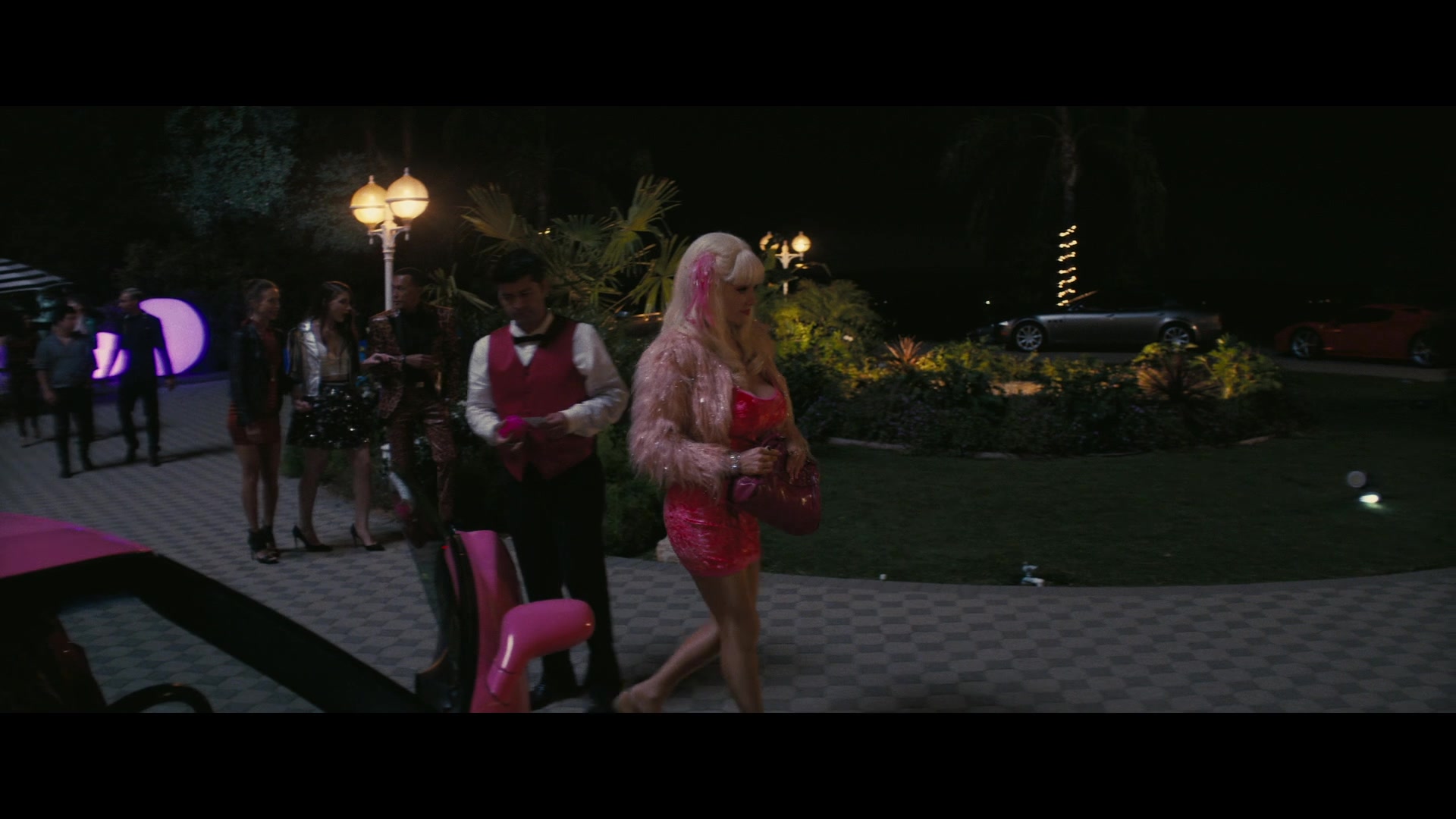 Angelyne_S01E03_Glow_in_the_Dark_Queen_of_the_Universe_1080p_ERW_004780.jpg