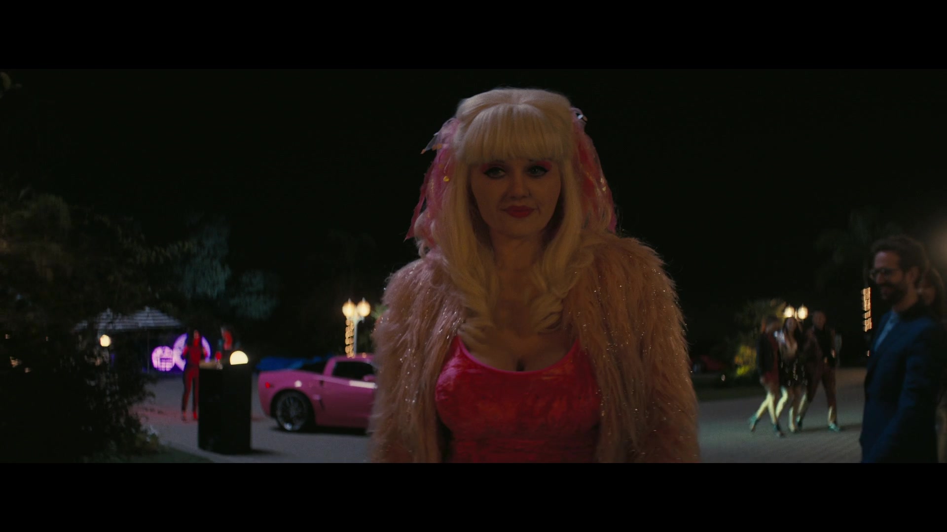 Angelyne_S01E03_Glow_in_the_Dark_Queen_of_the_Universe_1080p_ERW_004819.jpg